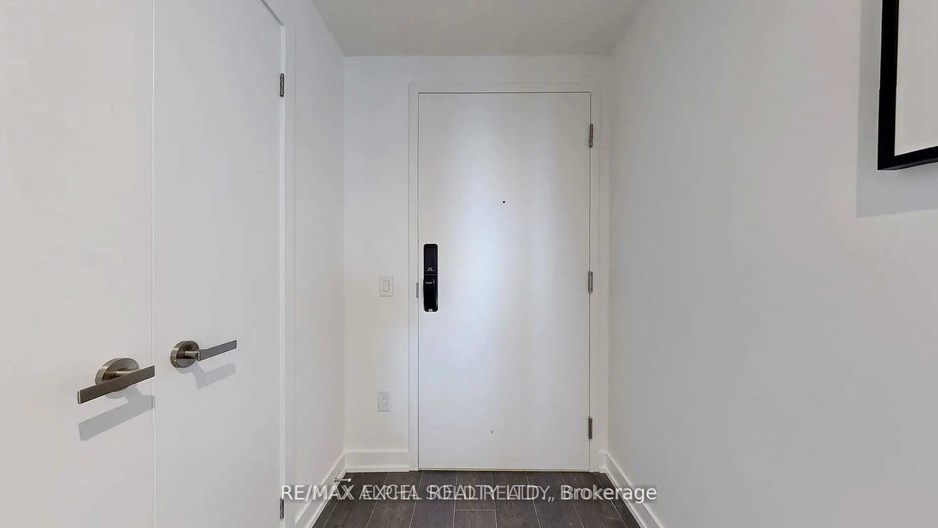 28 Ann Street #716