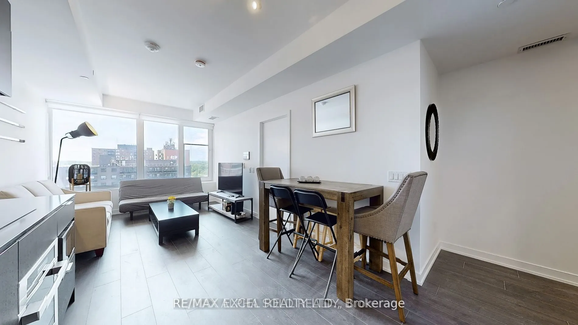 28 Ann Street #716