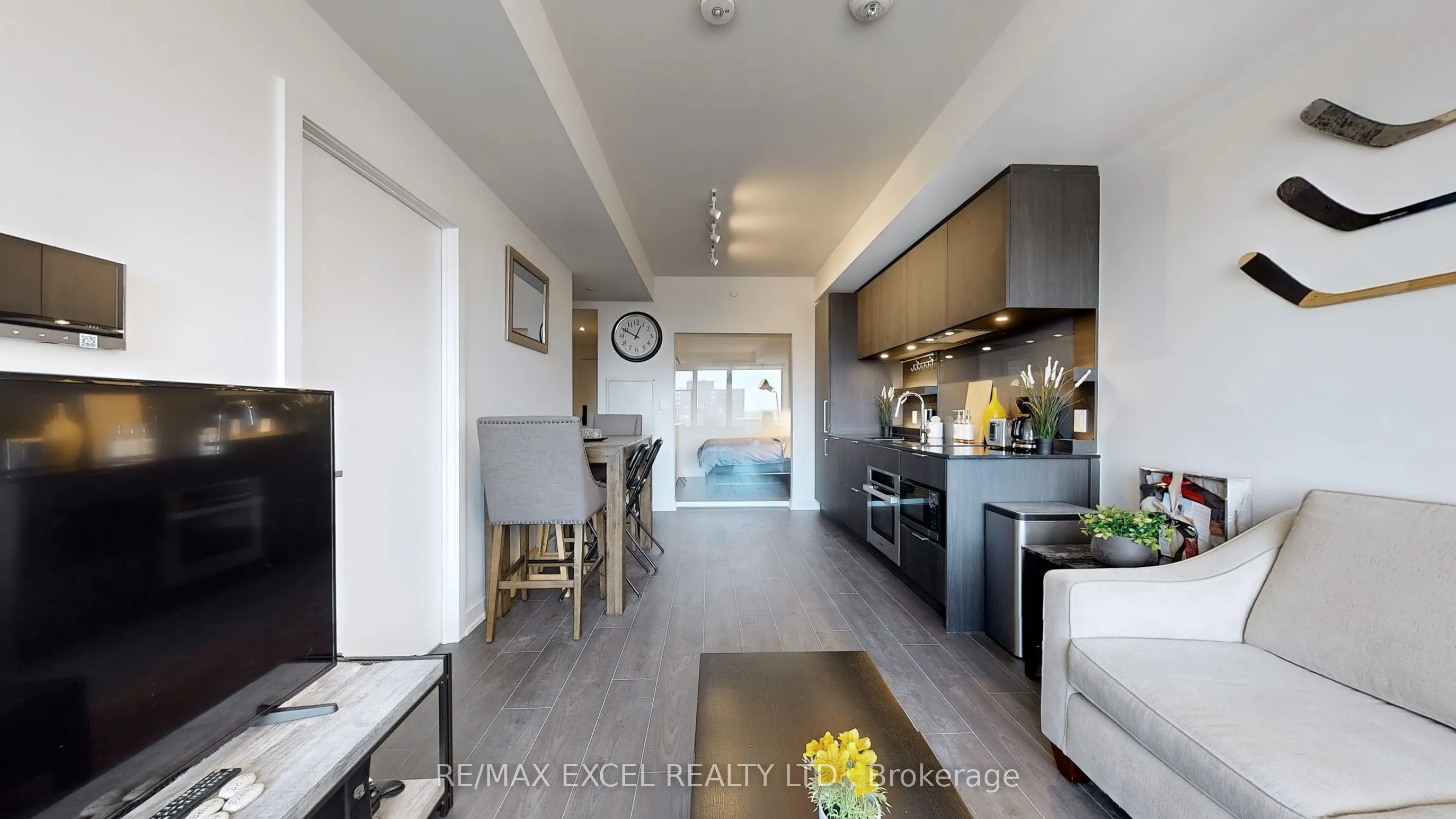 28 Ann Street #716