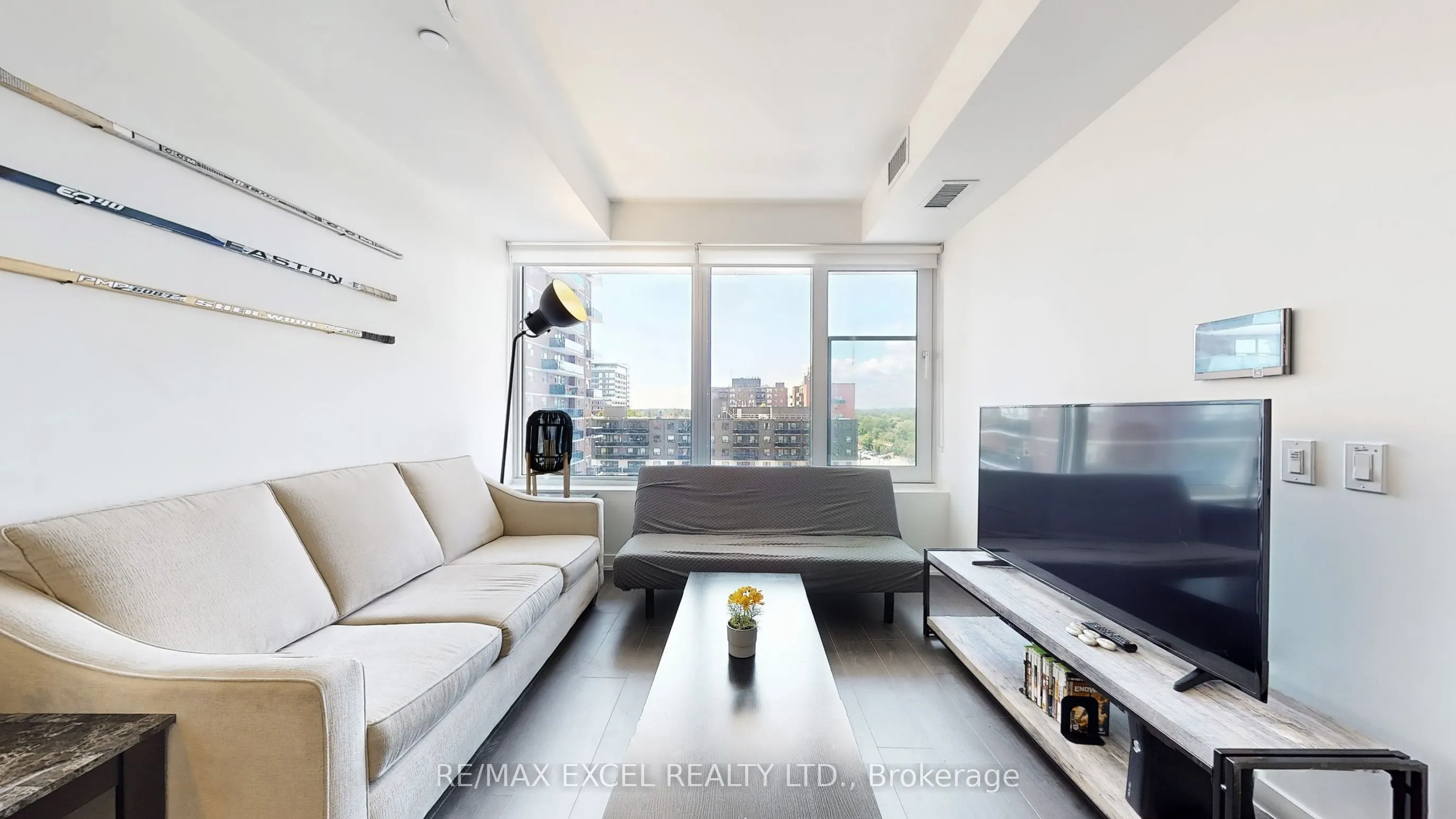 28 Ann Street #716