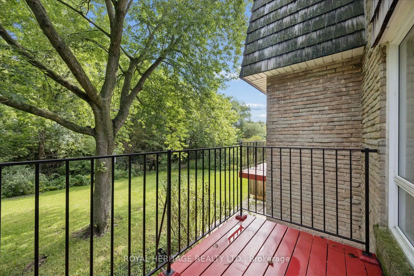 701 Burnhamthorpe Road #105