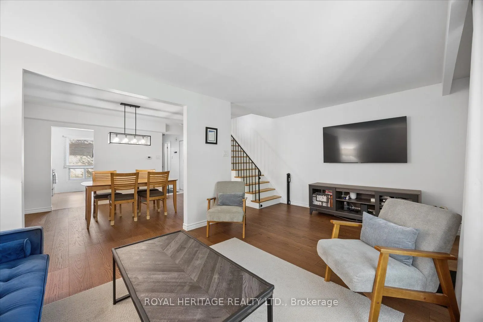 701 Burnhamthorpe Road #105
