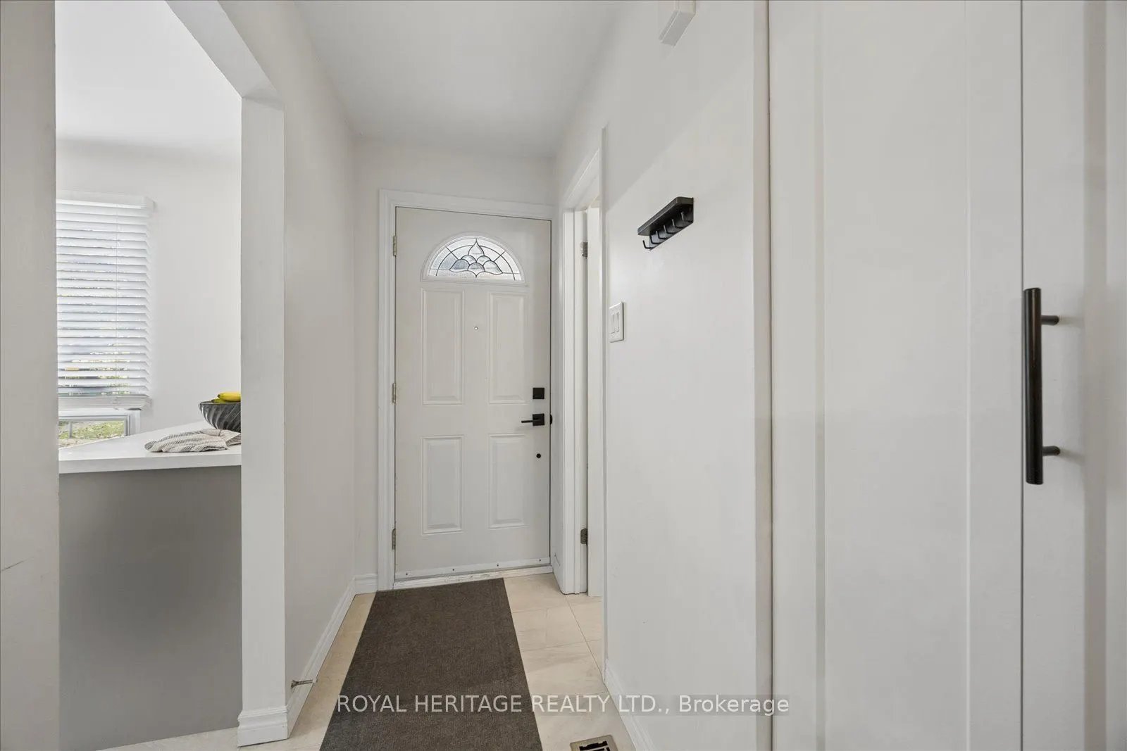 701 Burnhamthorpe Road #105