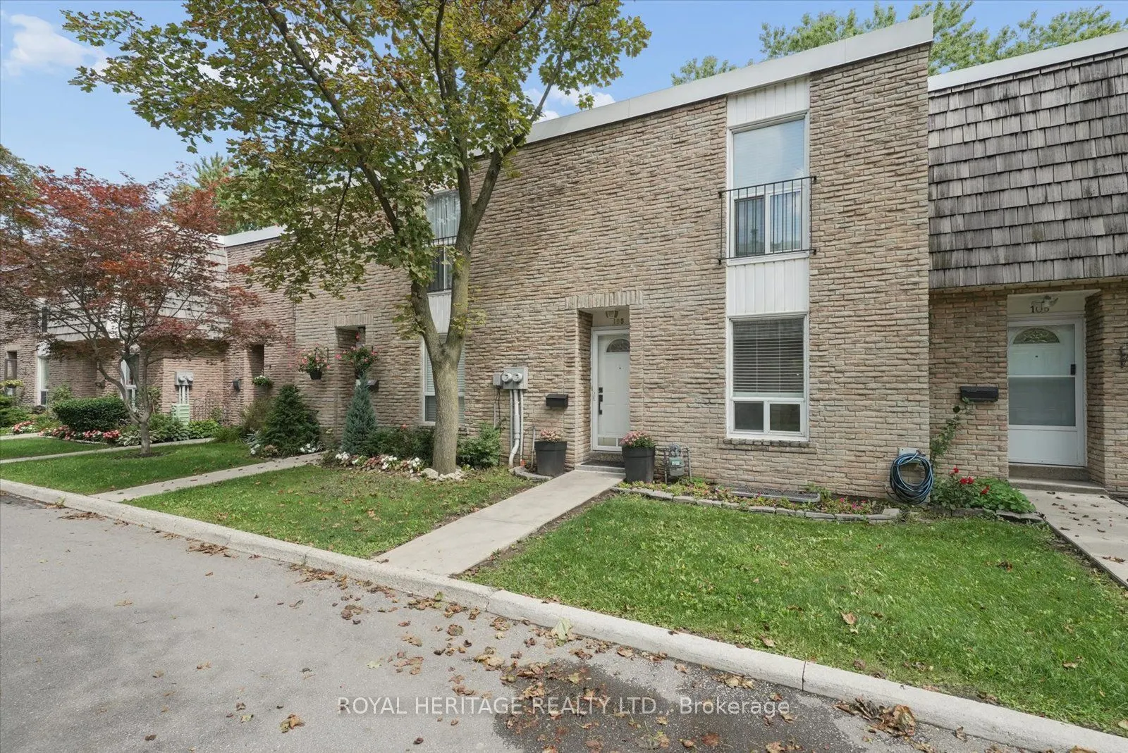 701 Burnhamthorpe Road #105
