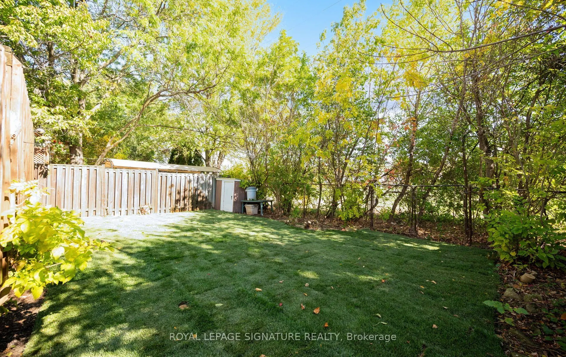2092 Hunt Crescent