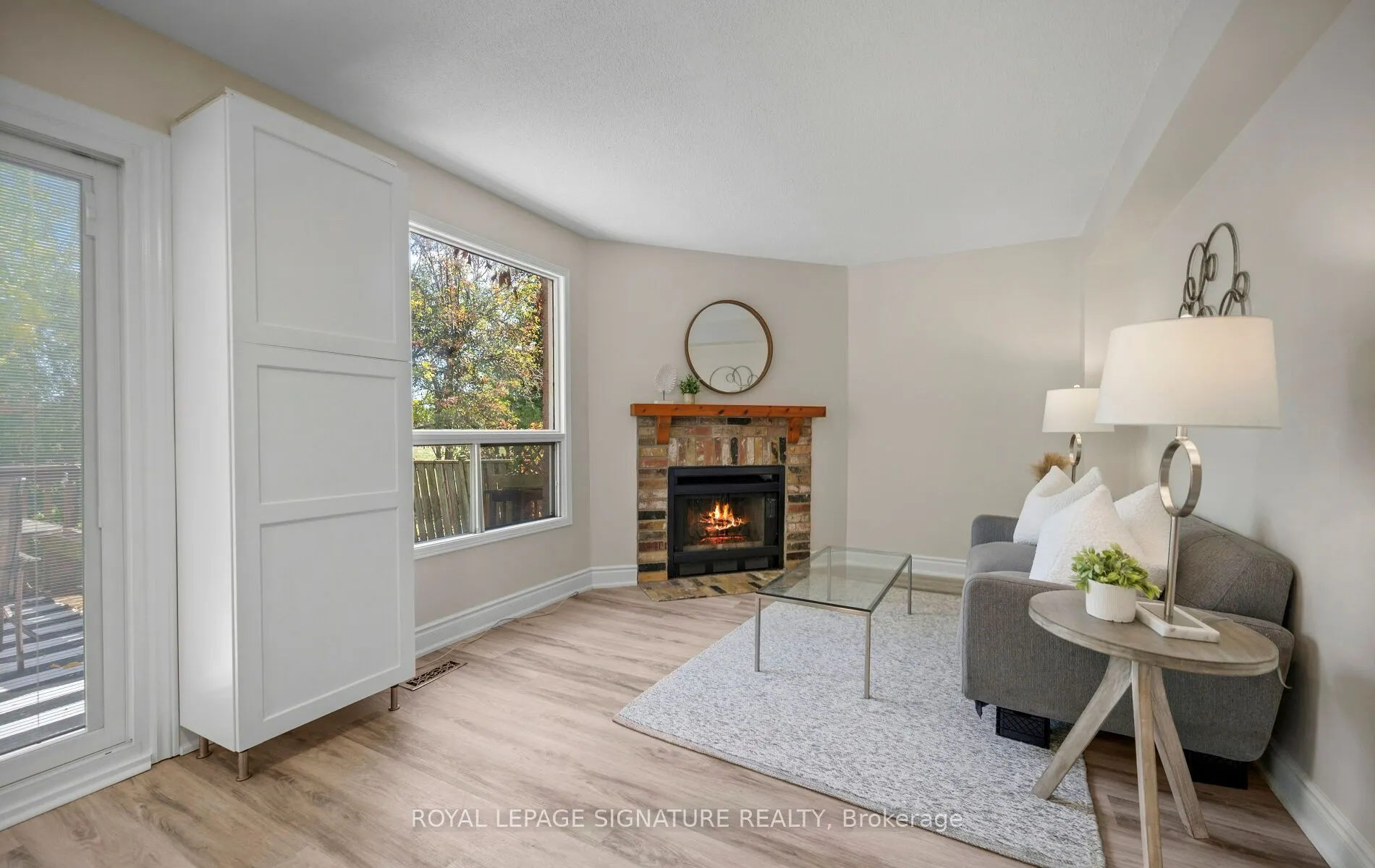 2092 Hunt Crescent