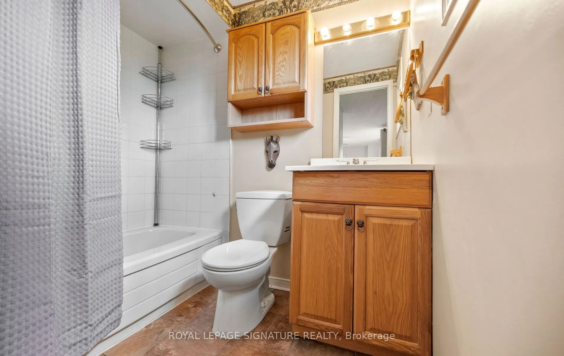 2092 Hunt Crescent