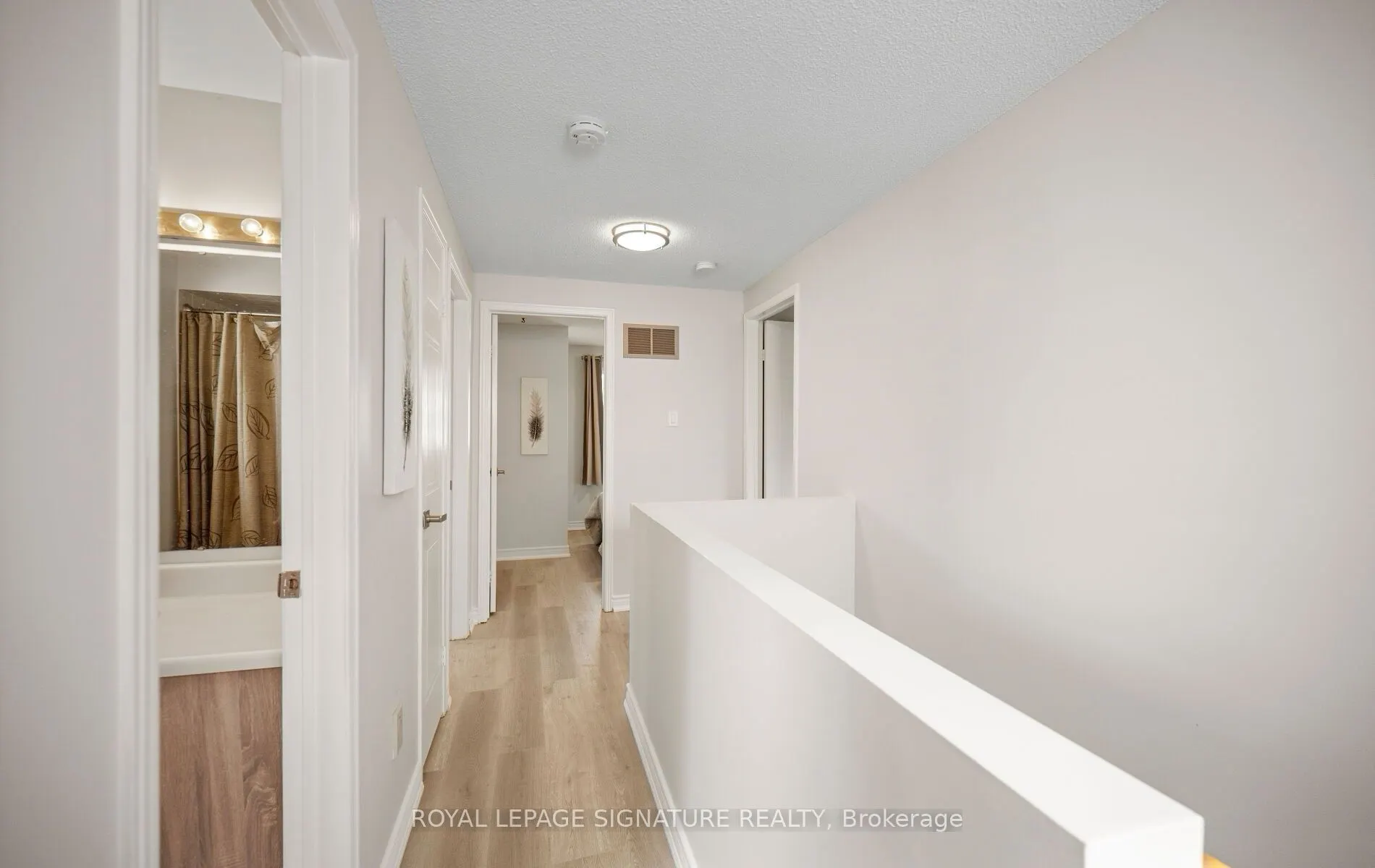 2092 Hunt Crescent