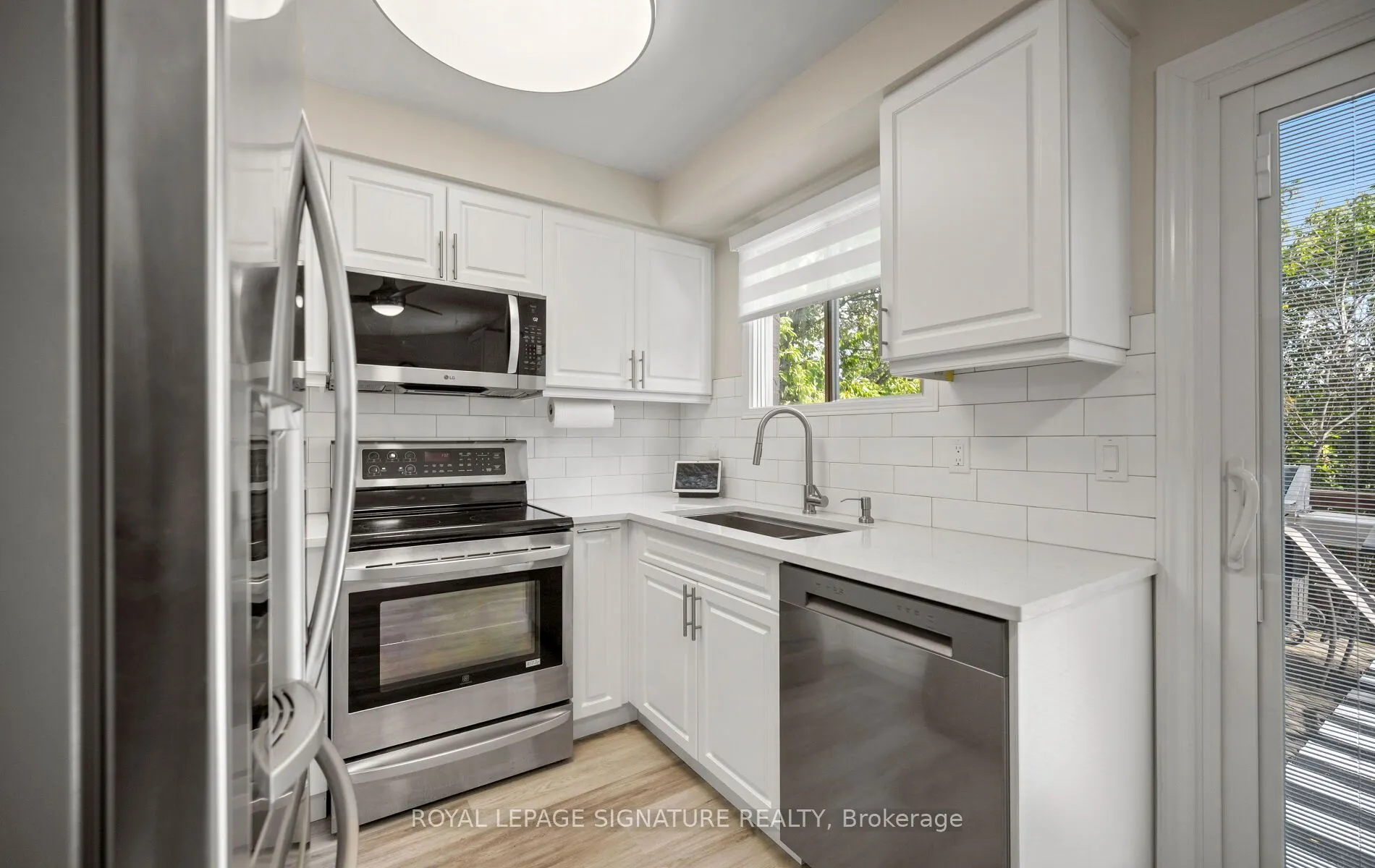 2092 Hunt Crescent