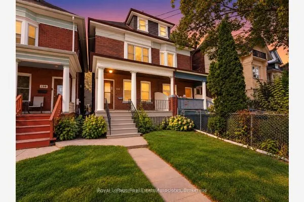 132 Close Avenue