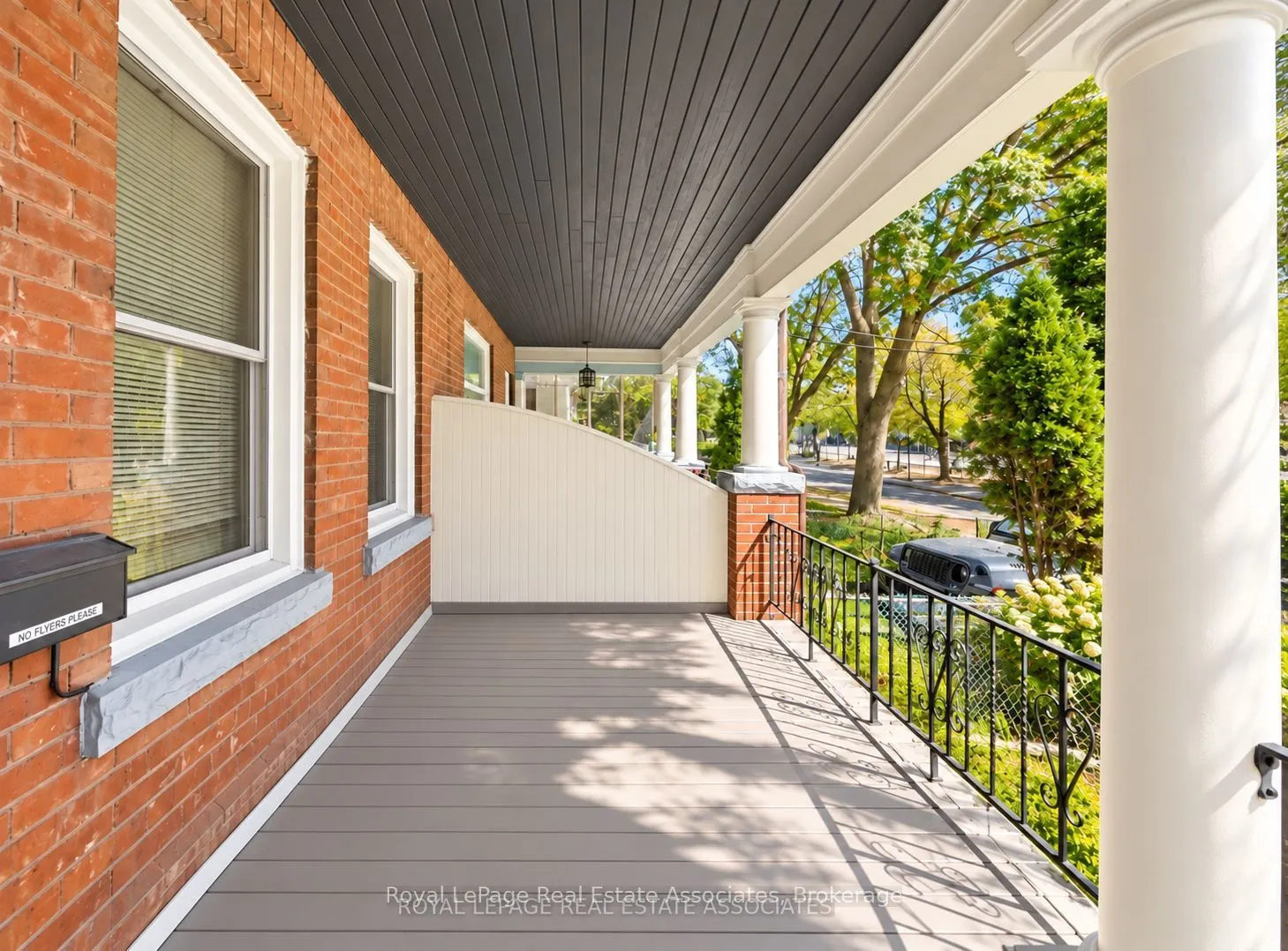 132 Close Avenue
