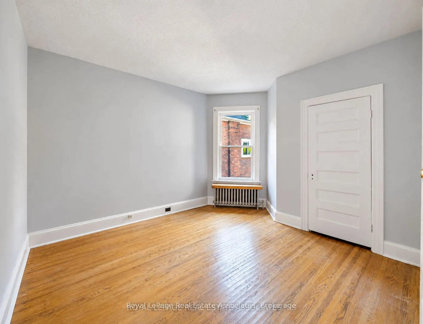 132 Close Avenue
