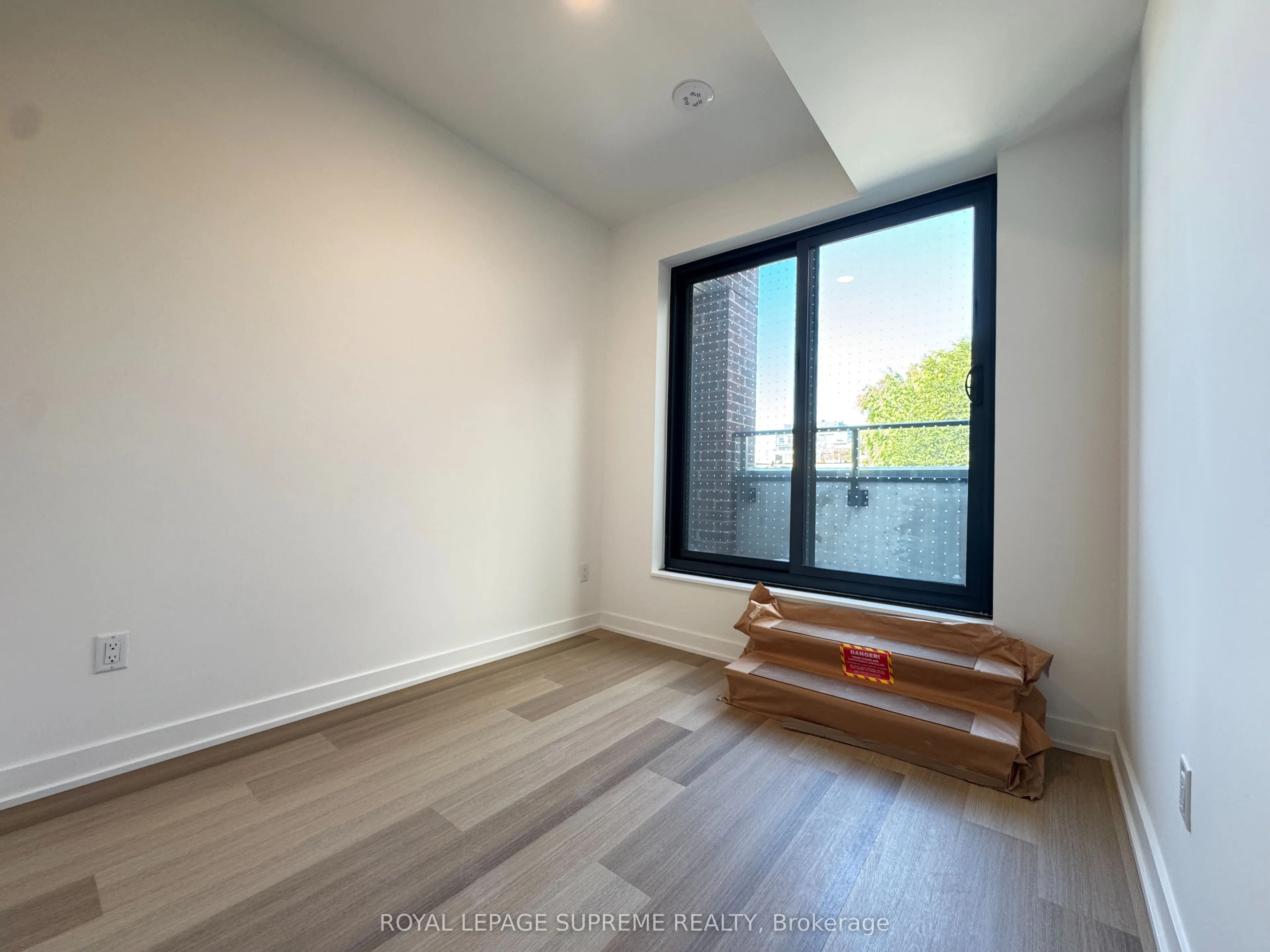 1 Vine Avenue #309