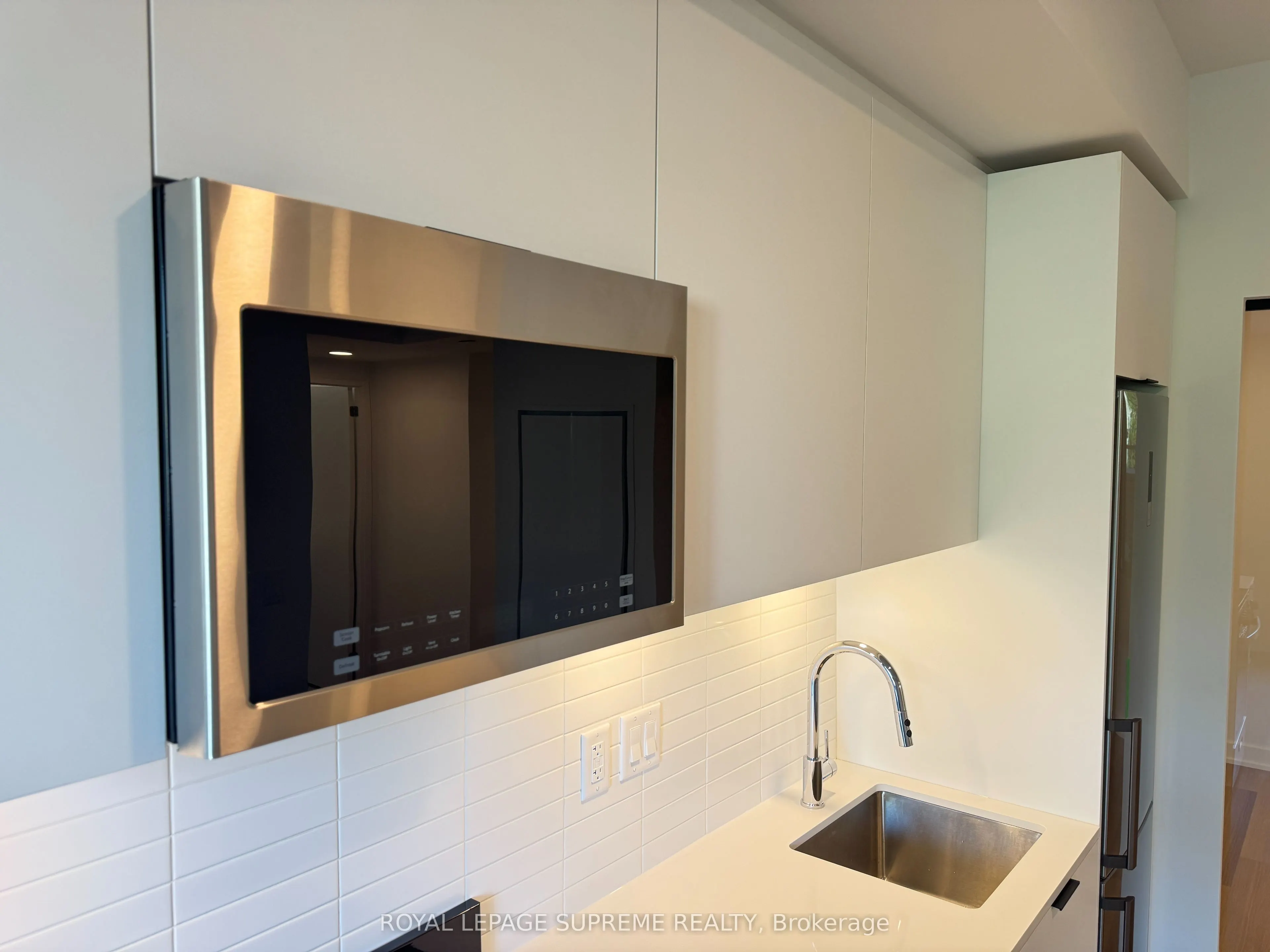 1 Vine Avenue #309