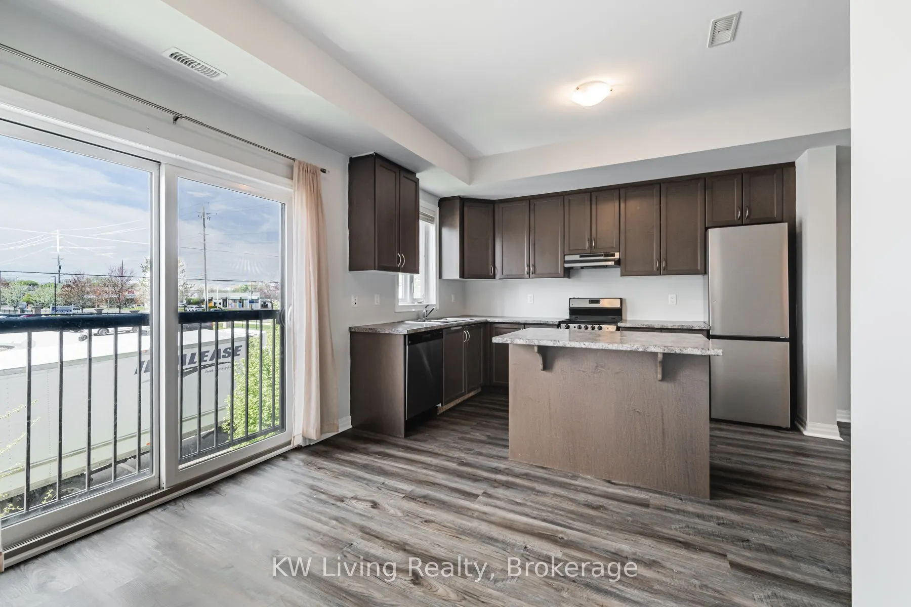 70 Plains Road W #18
