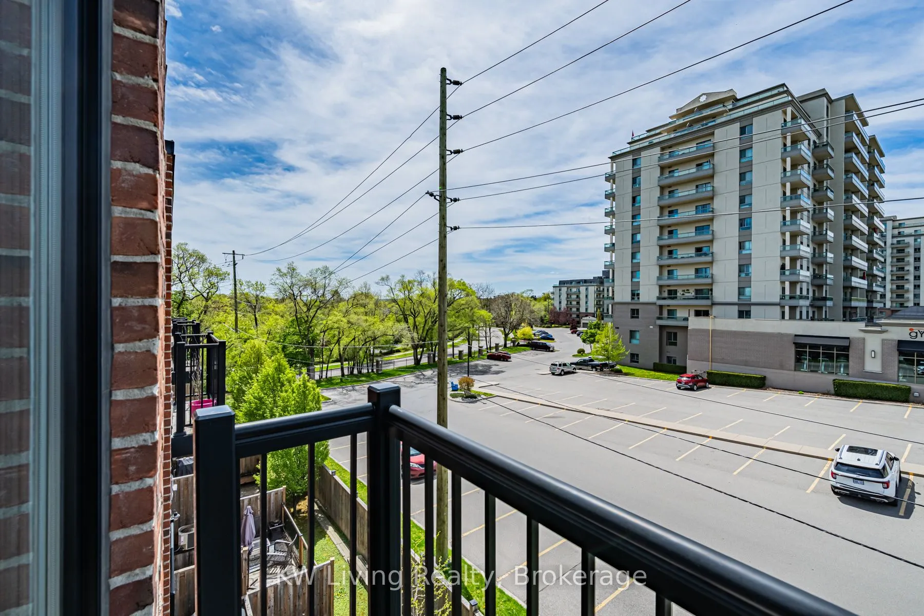 70 Plains Road W #18