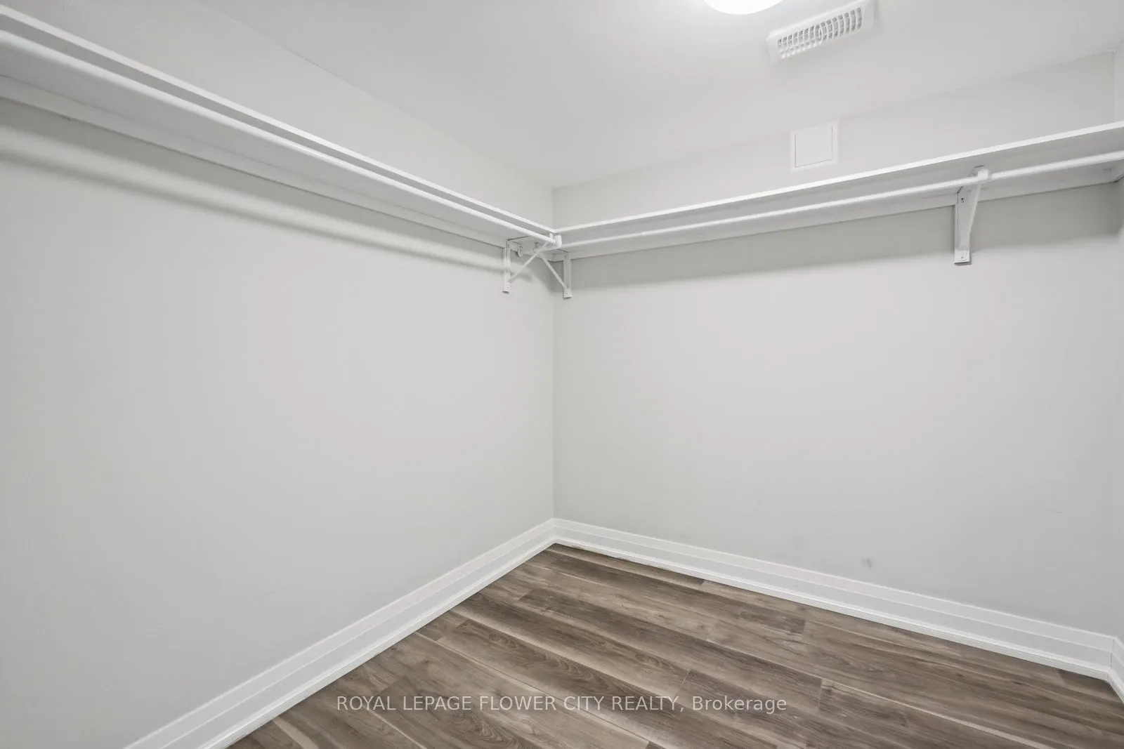 1812 Christopher Road
