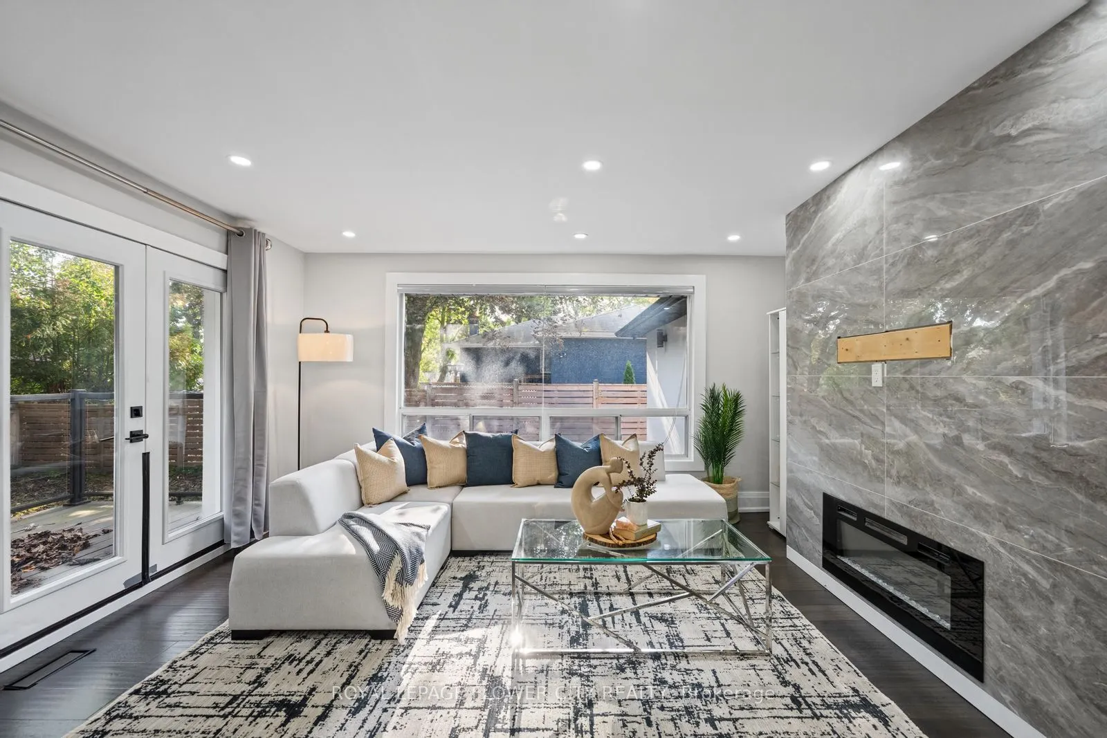 1812 Christopher Road