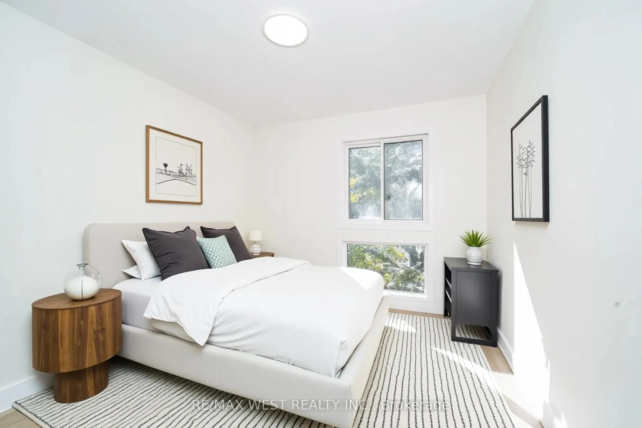 250 Satok Crescent #36