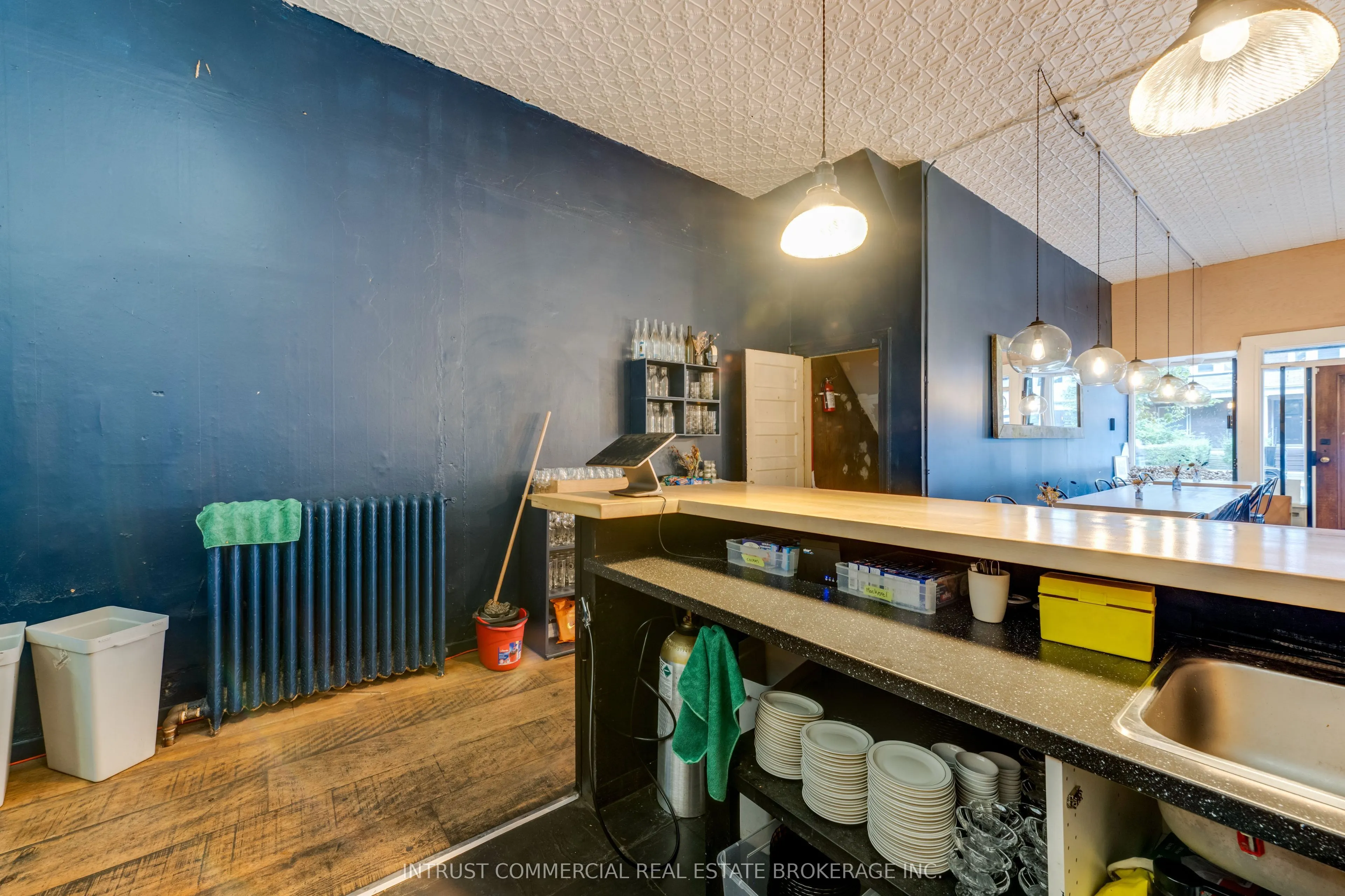 101 Roncesvalles Avenue