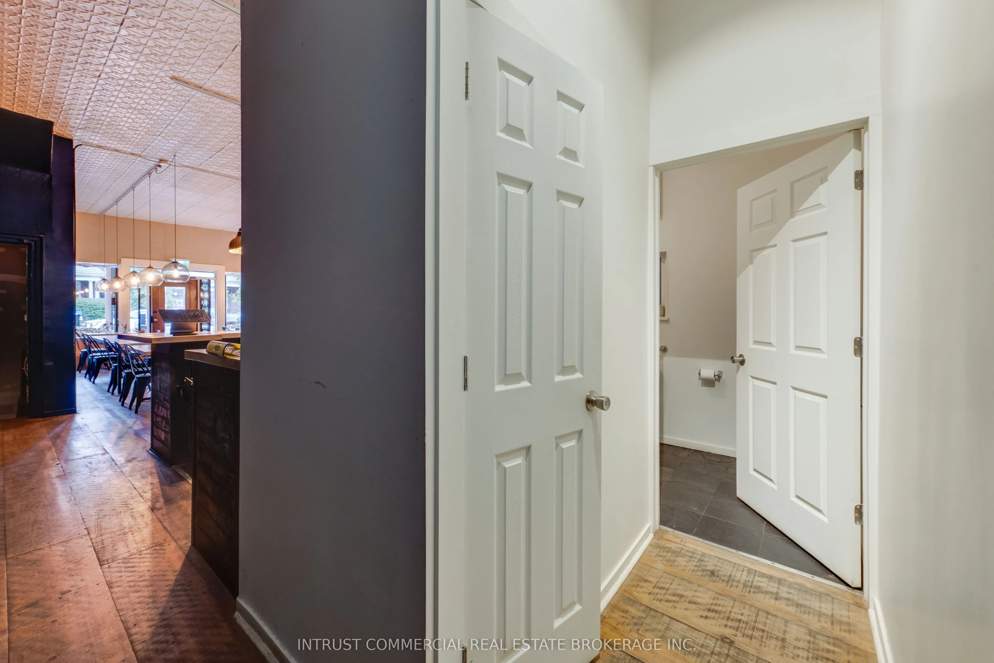 101 Roncesvalles Avenue