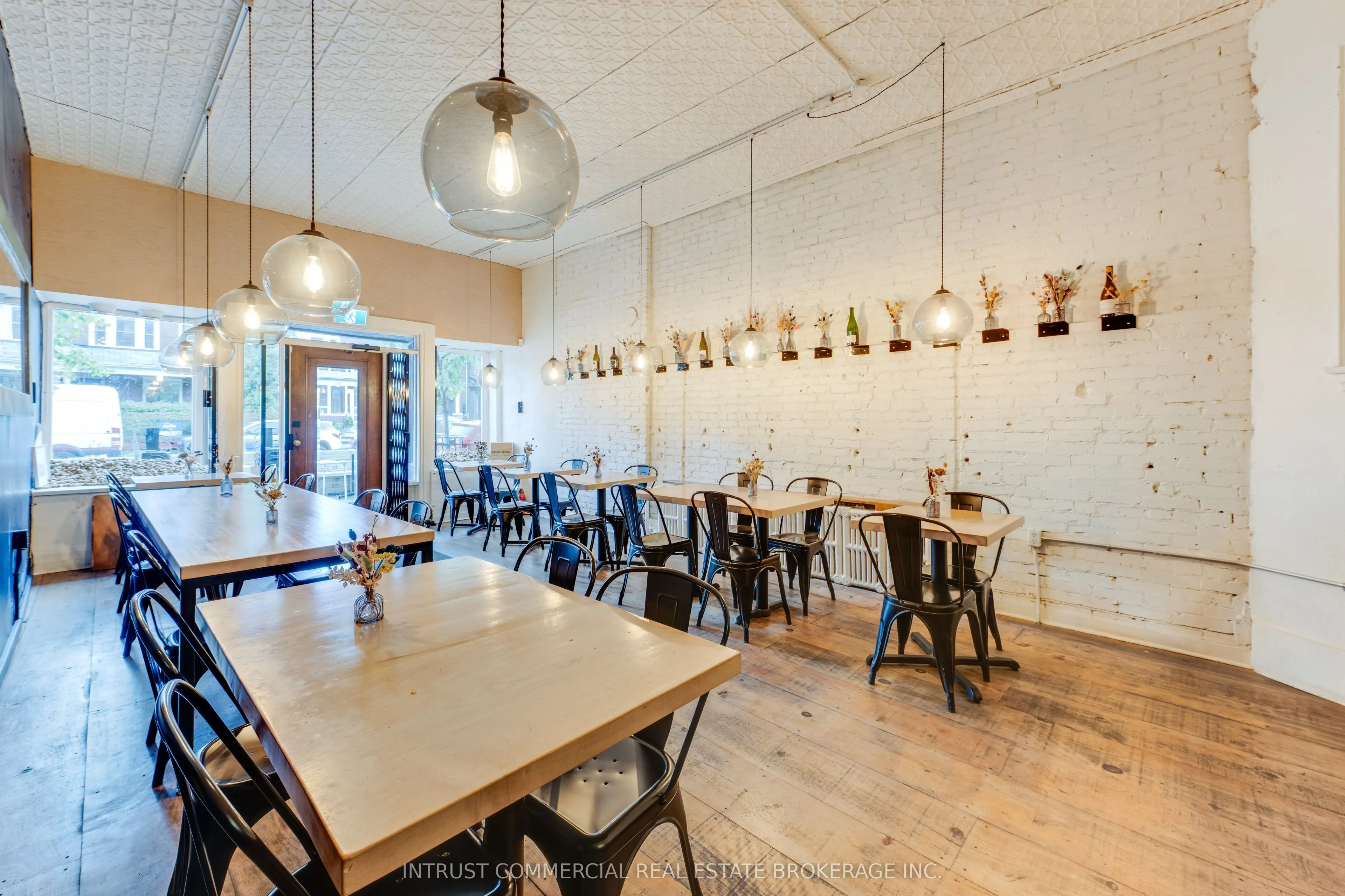 101 Roncesvalles Avenue