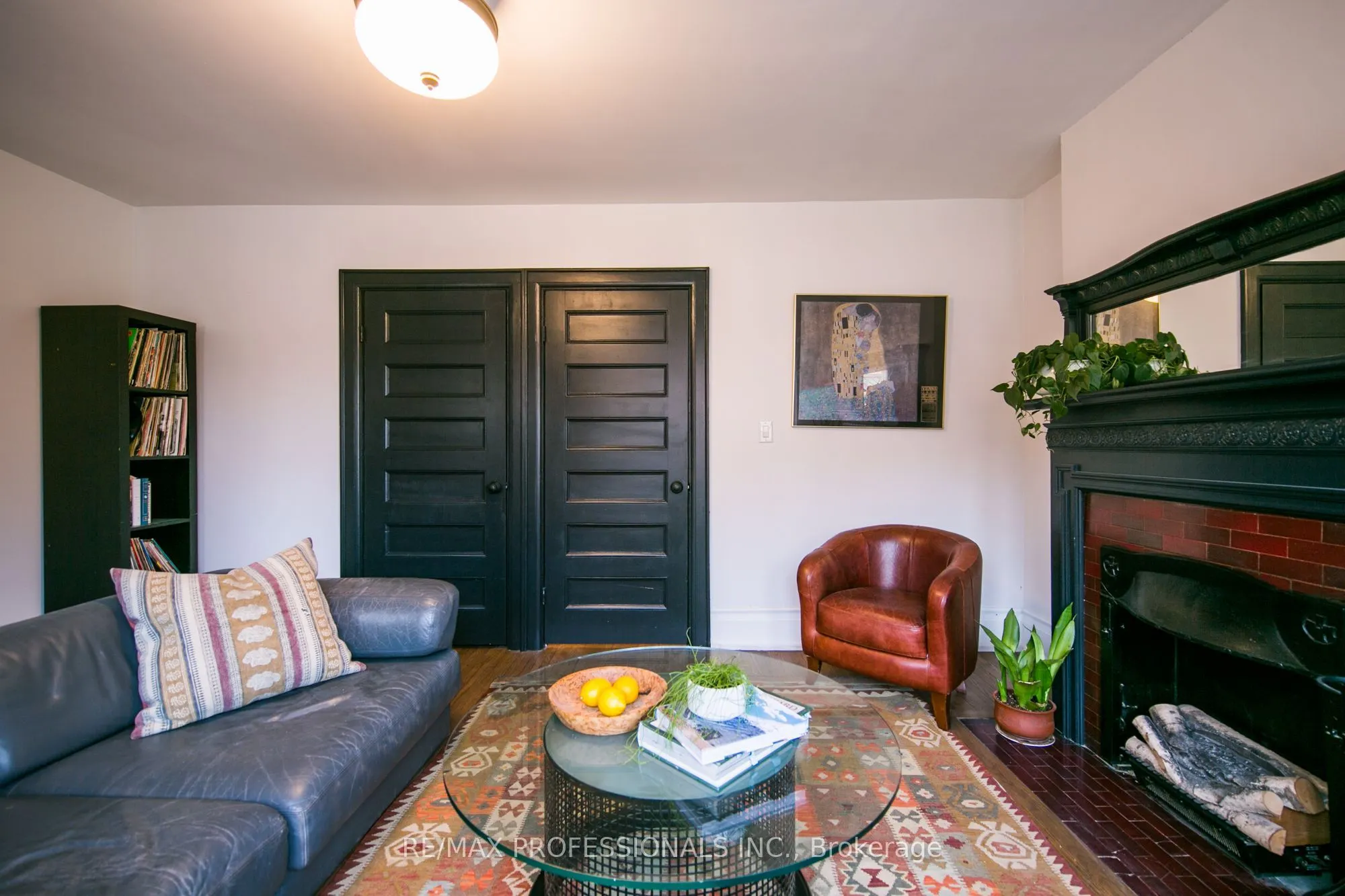 124 Close Avenue