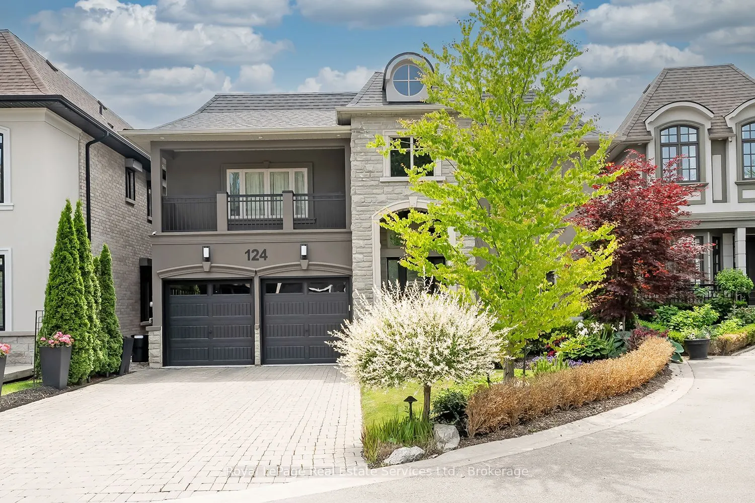124 Paliser Court
