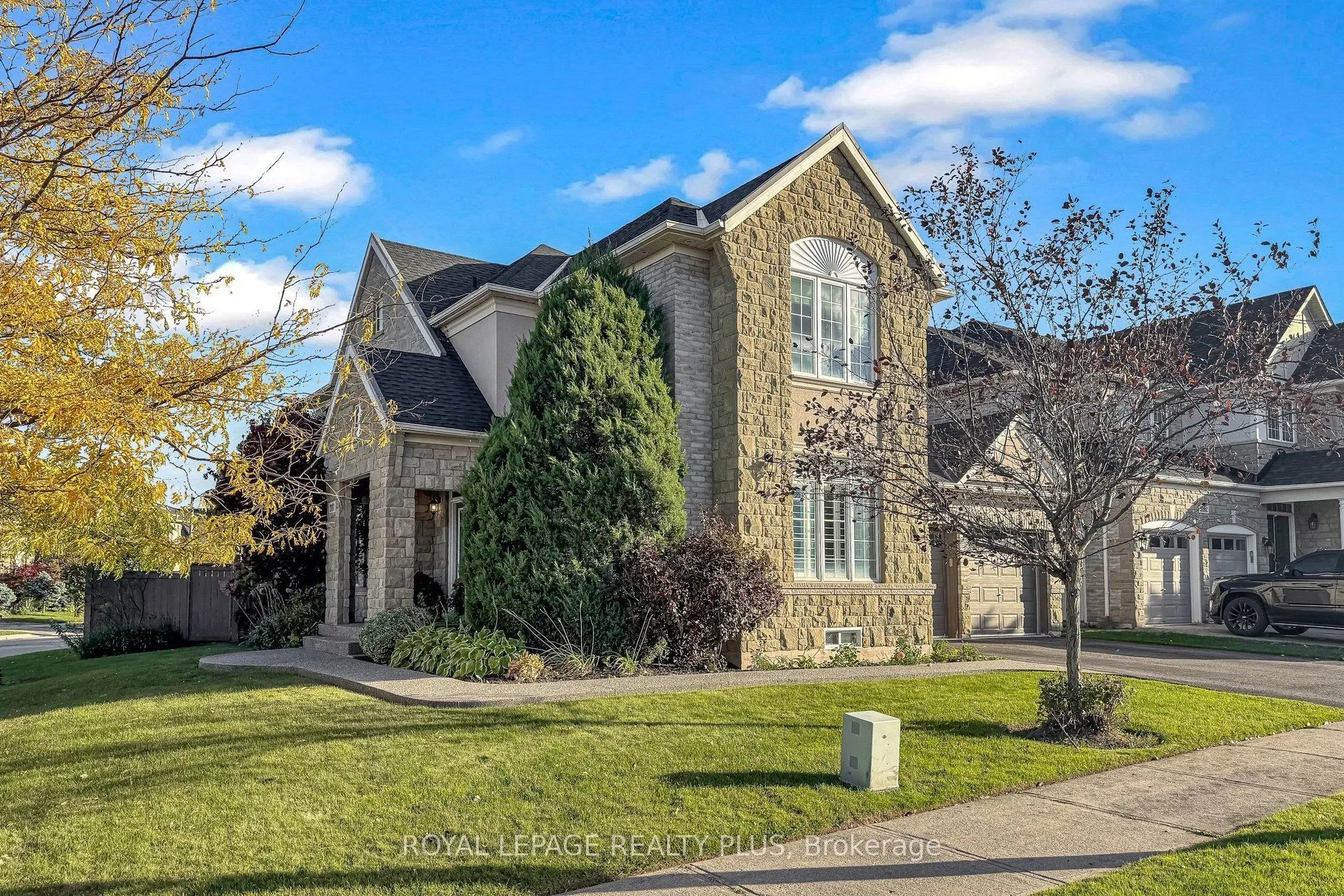 2182 Heathcliff Court
