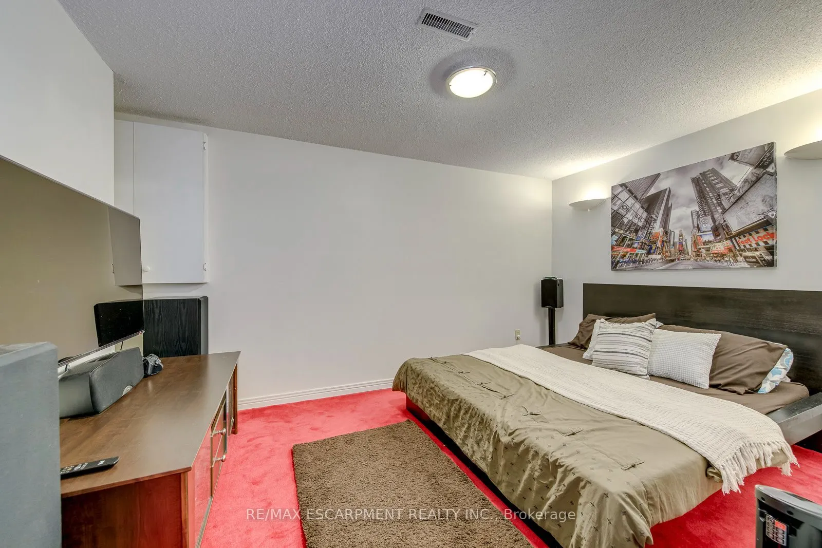 2442 Wynten Way