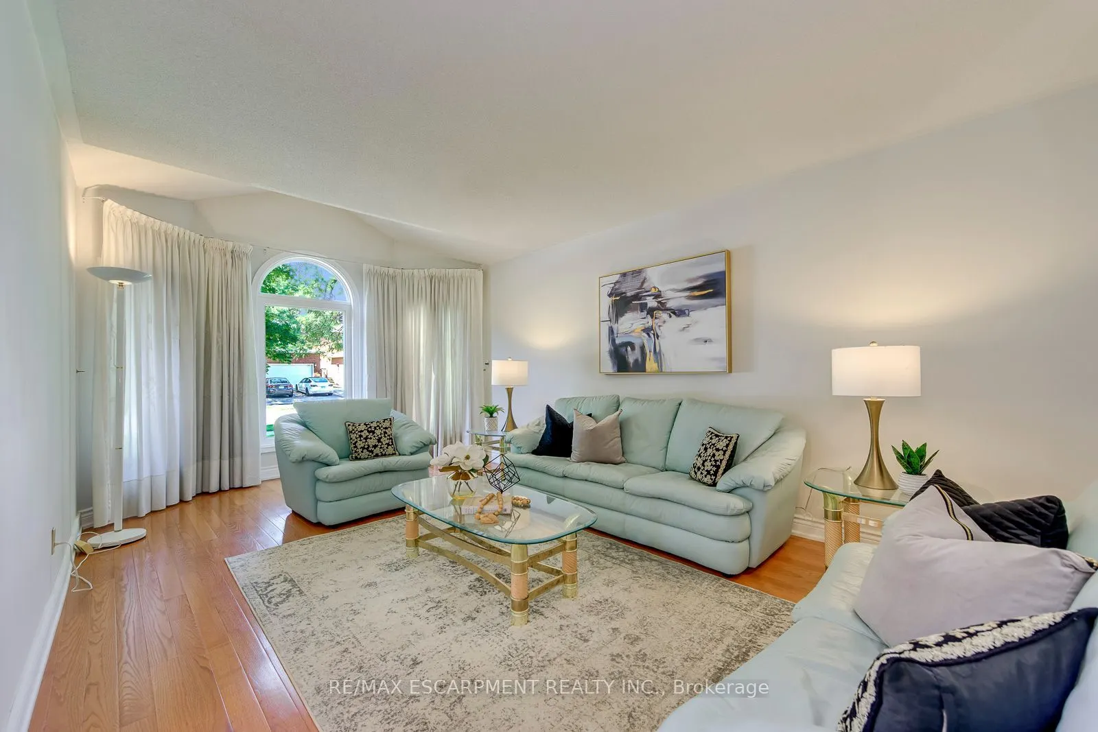 2442 Wynten Way
