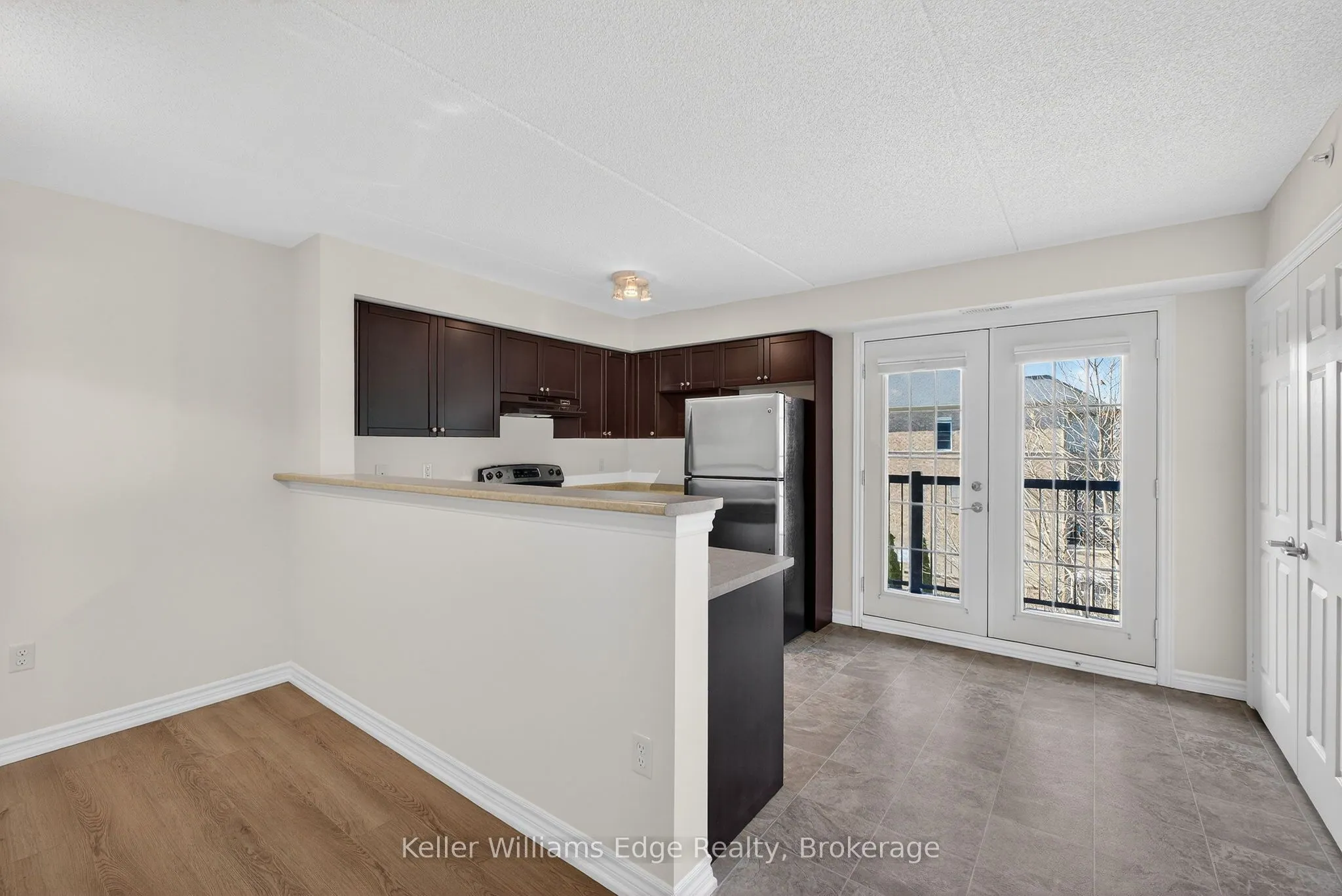 1350 Main Street E #301