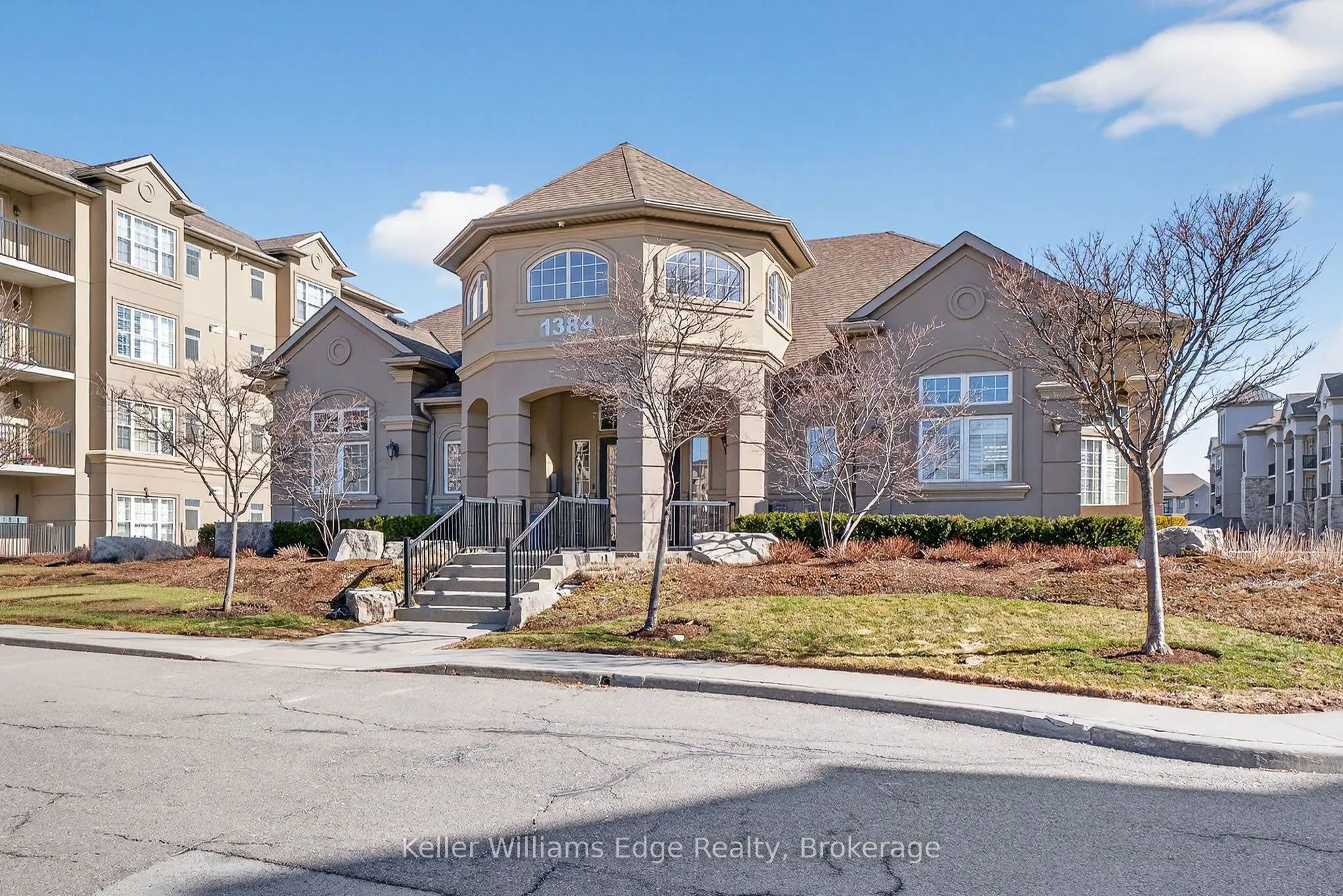 1350 Main Street E #301