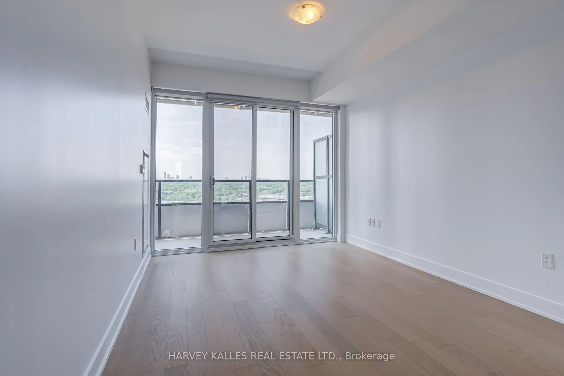 30 Shore Breeze Drive #1822