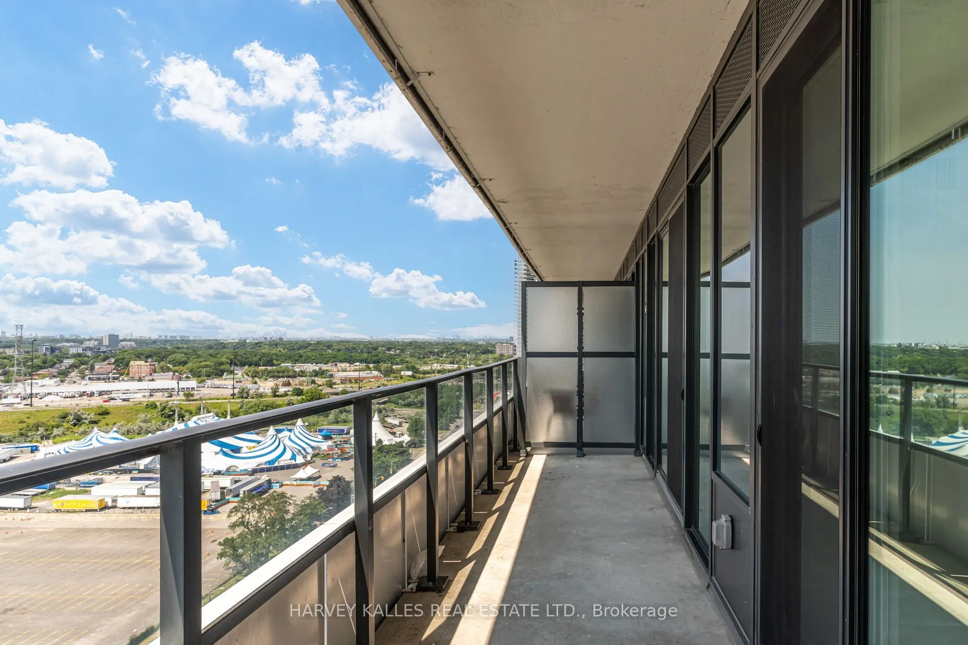 30 Shore Breeze Drive #1822