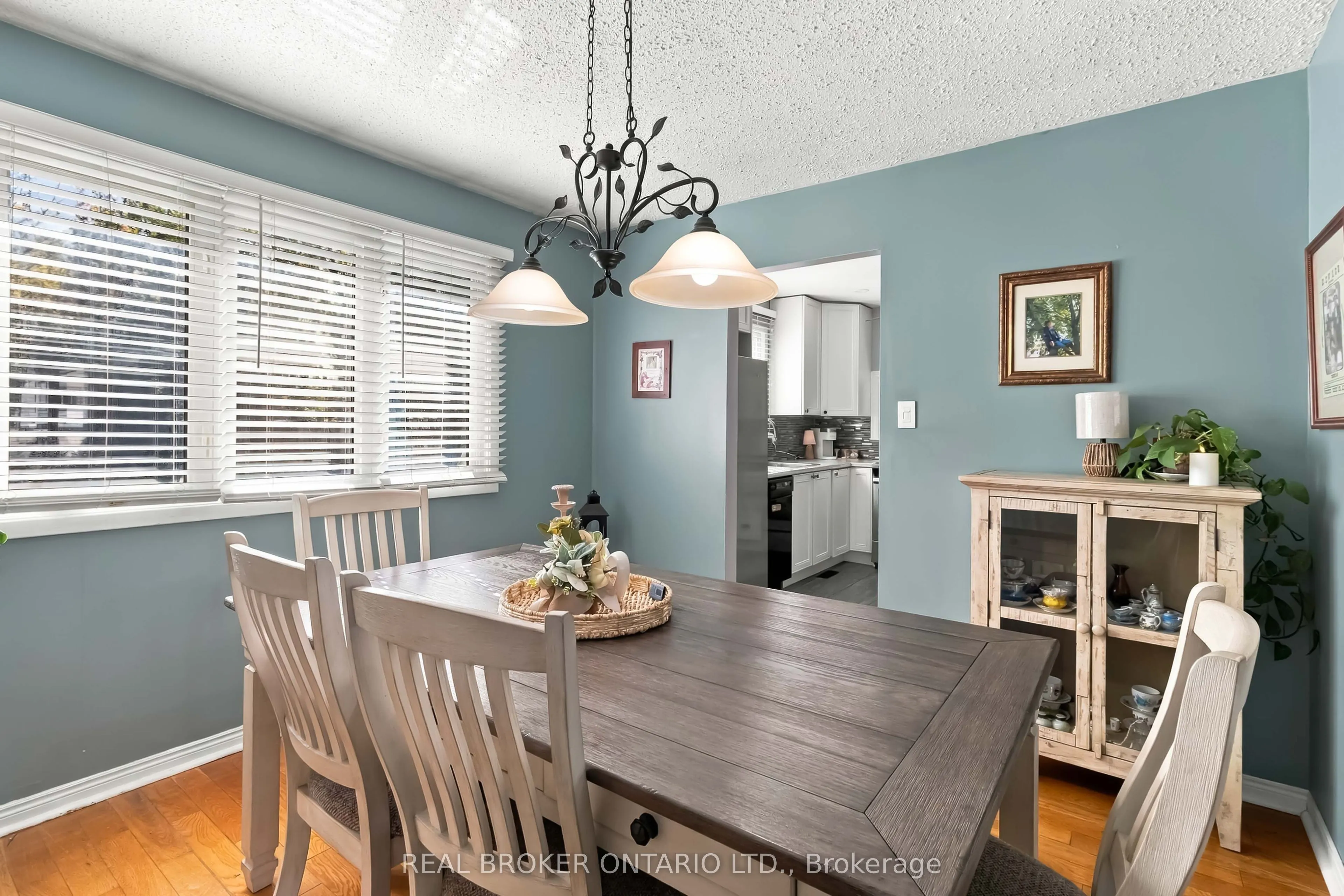 608 Woodward Avenue