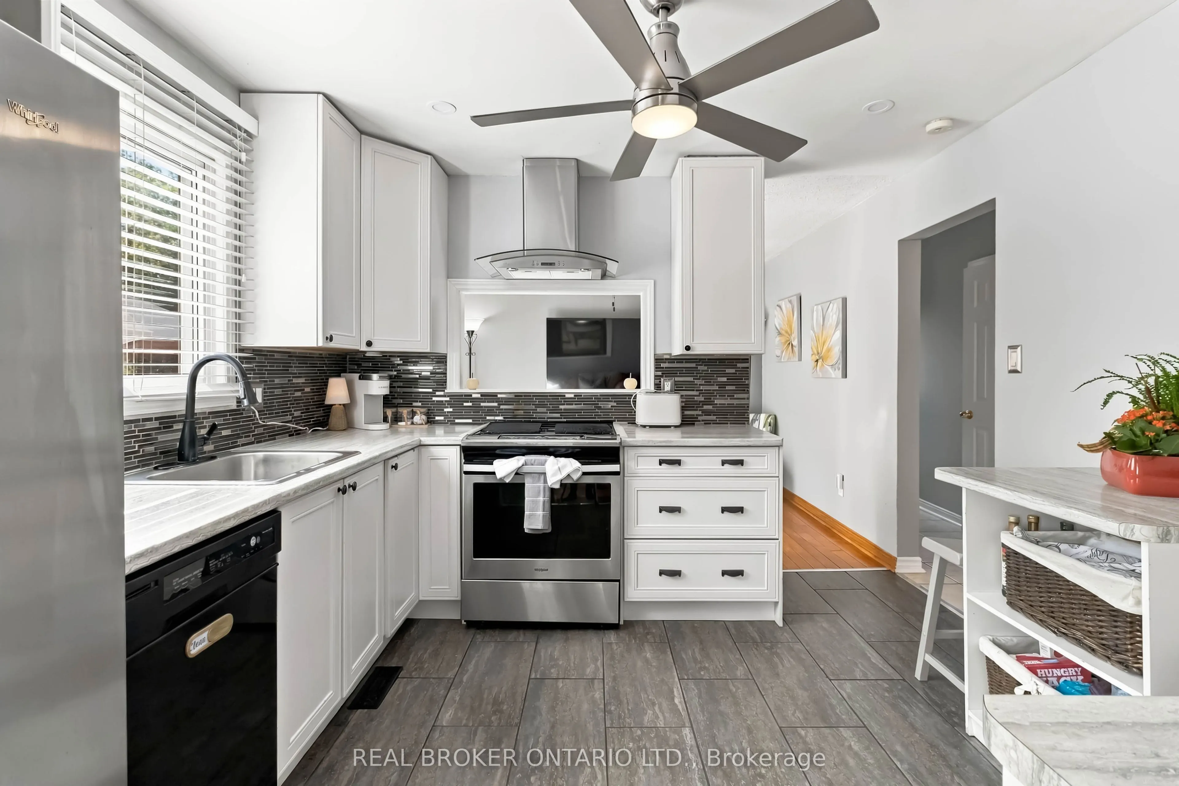 608 Woodward Avenue
