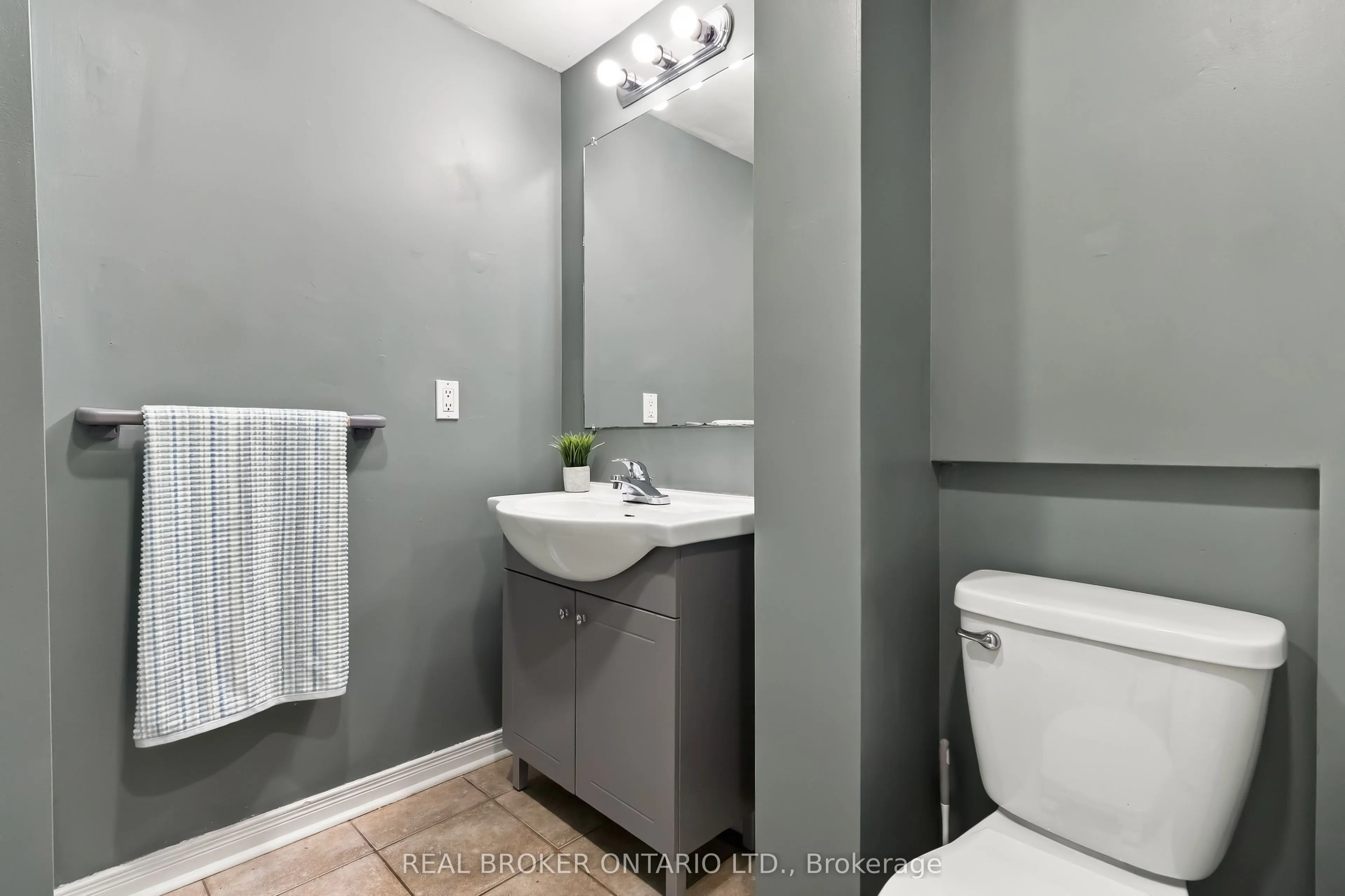 608 Woodward Avenue