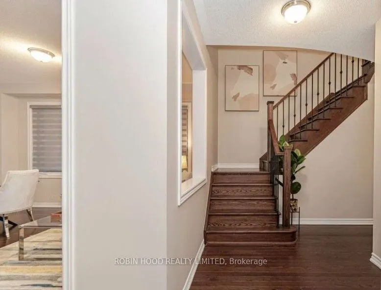 63 Royal Fern Crescent