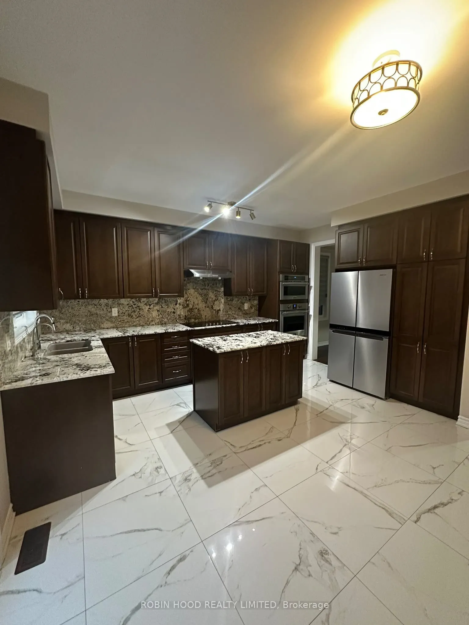 63 Royal Fern Crescent