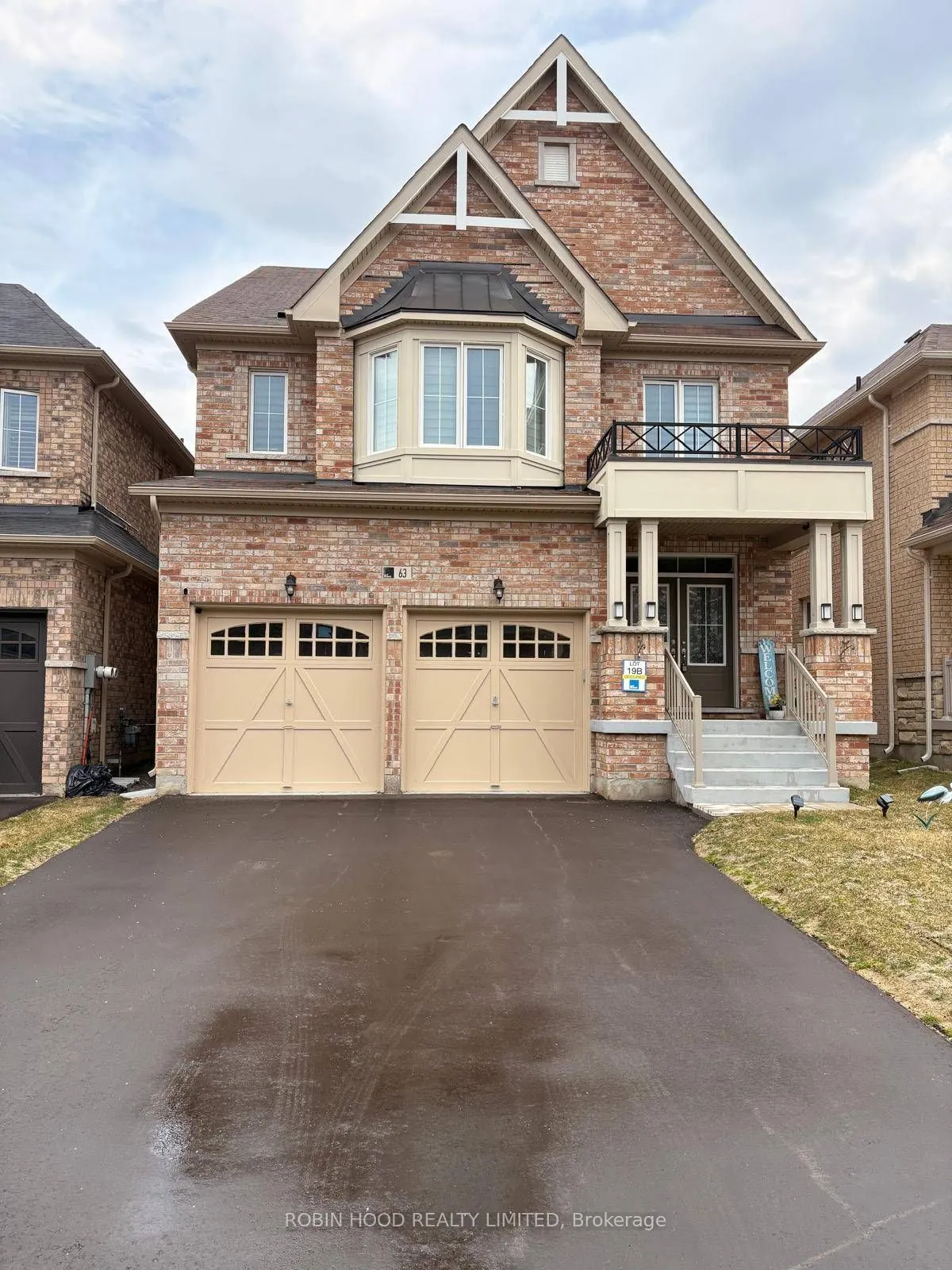 63 Royal Fern Crescent