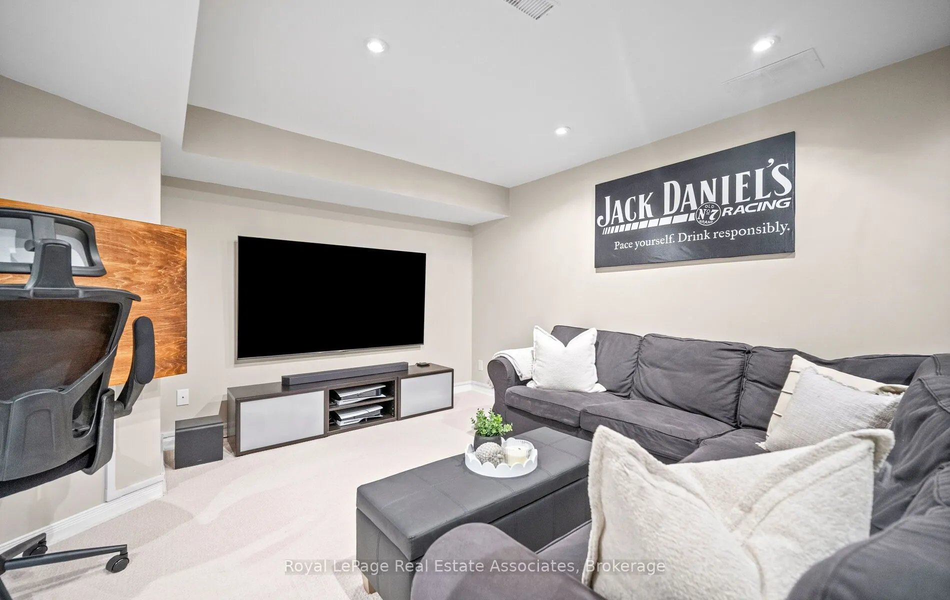1485 Torrington Drive #19