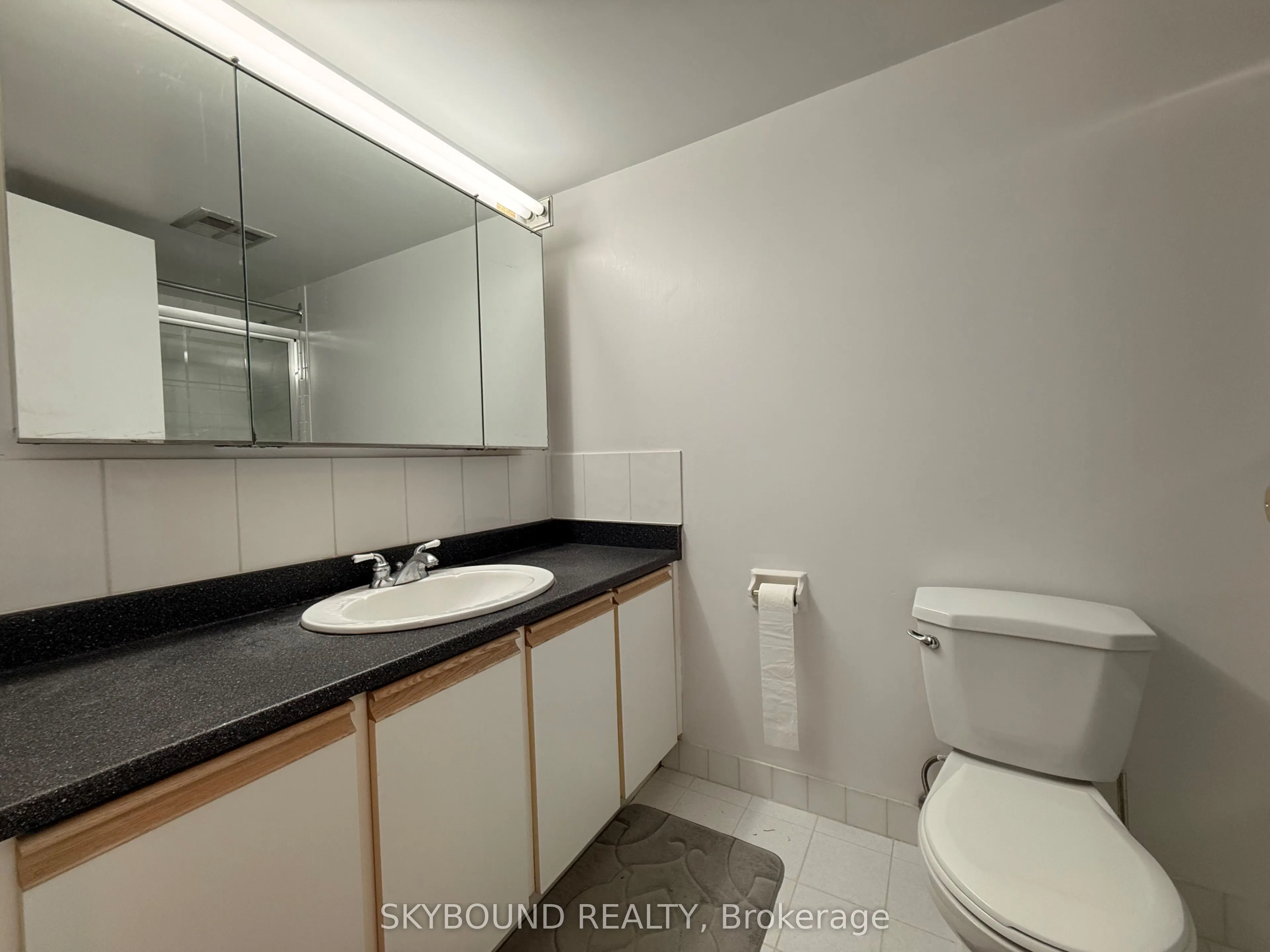3650 Kaneff Crescent #3106