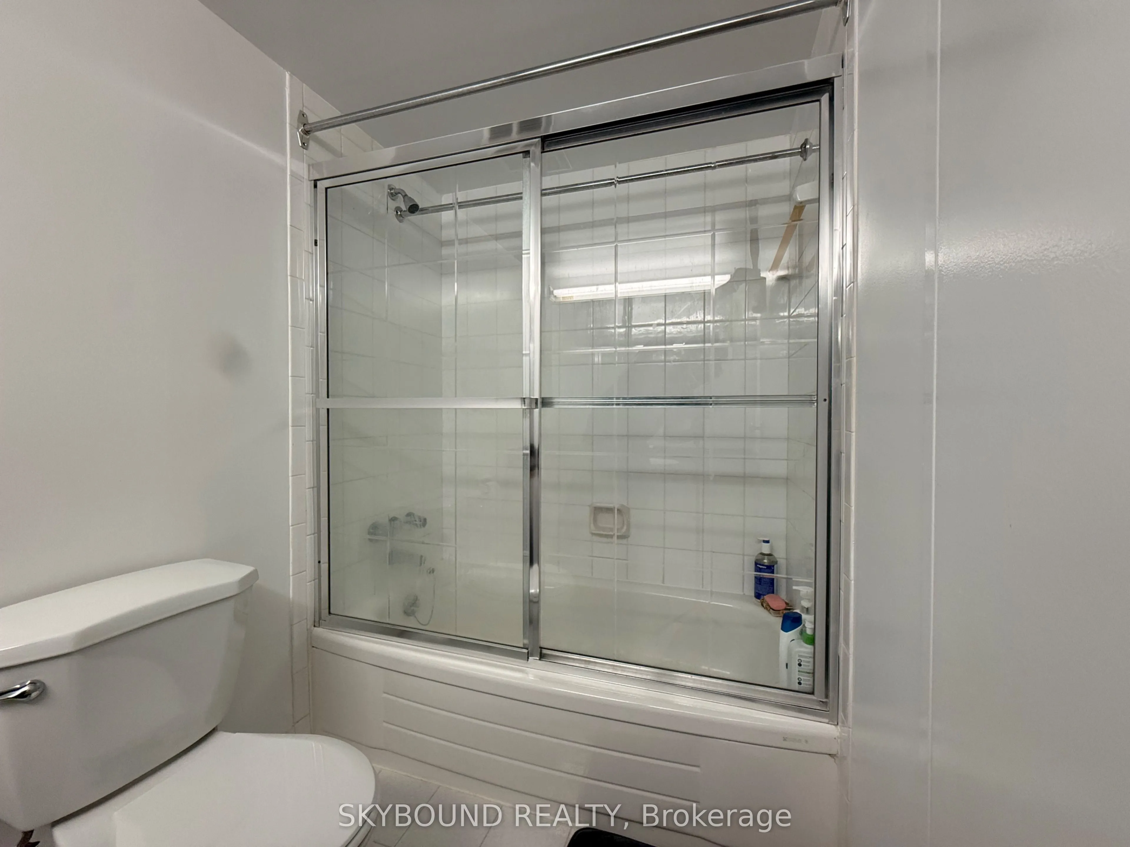 3650 Kaneff Crescent #3106