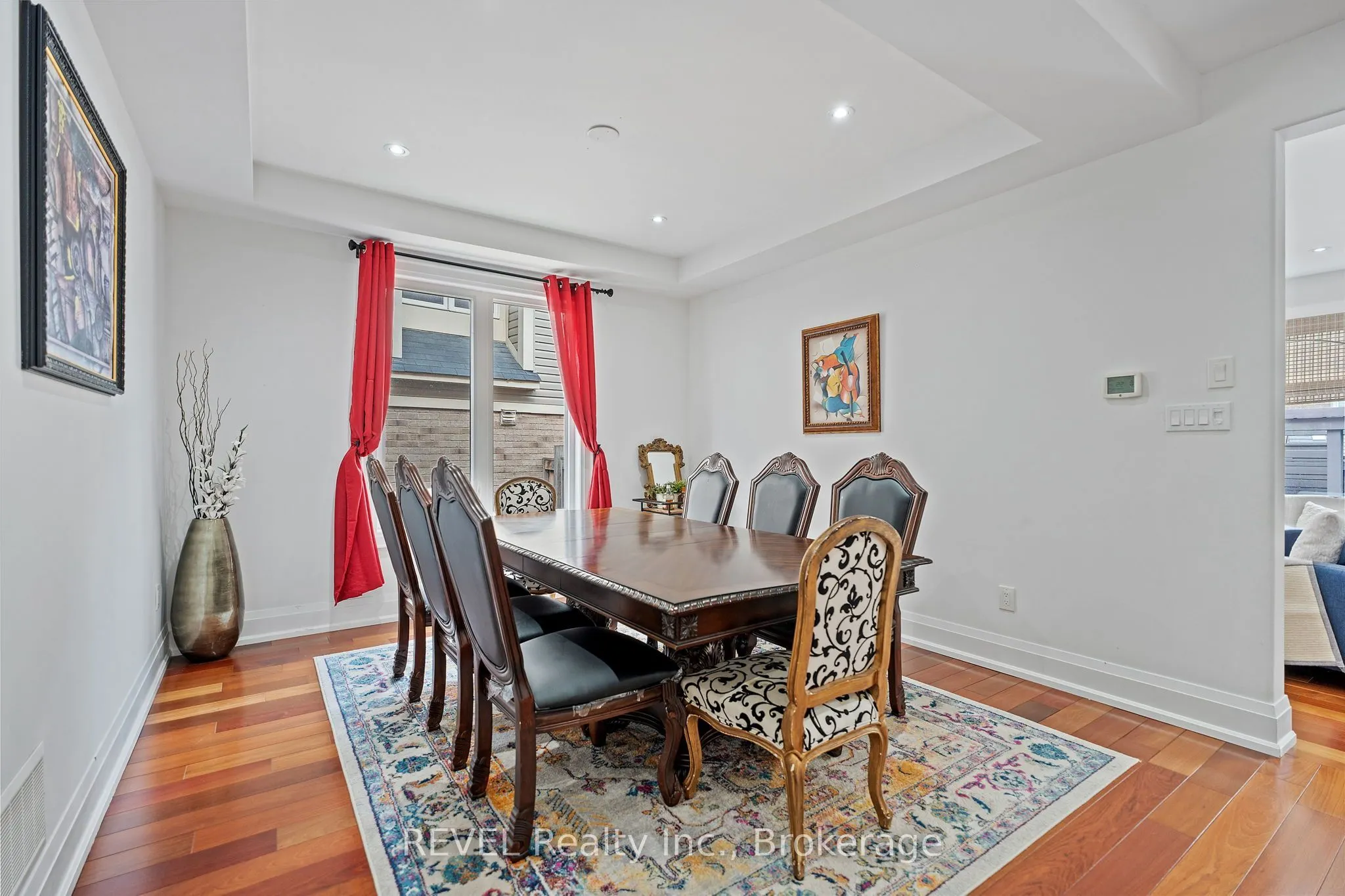 401 Schreyer Crescent
