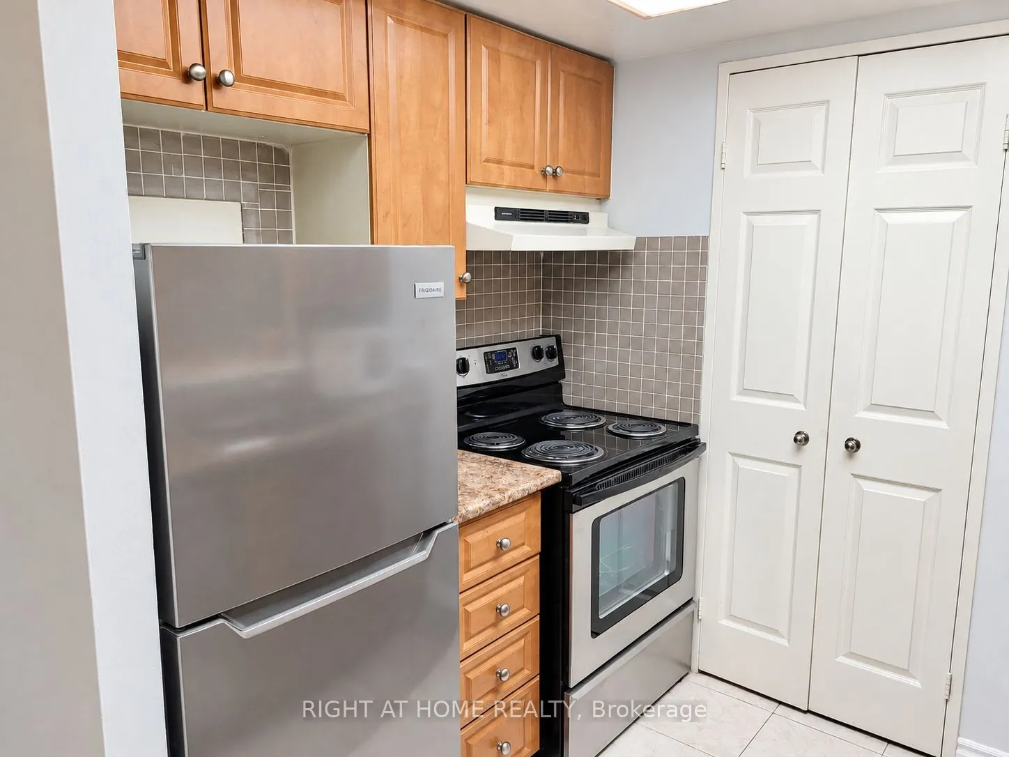 265 Enfield Place #408