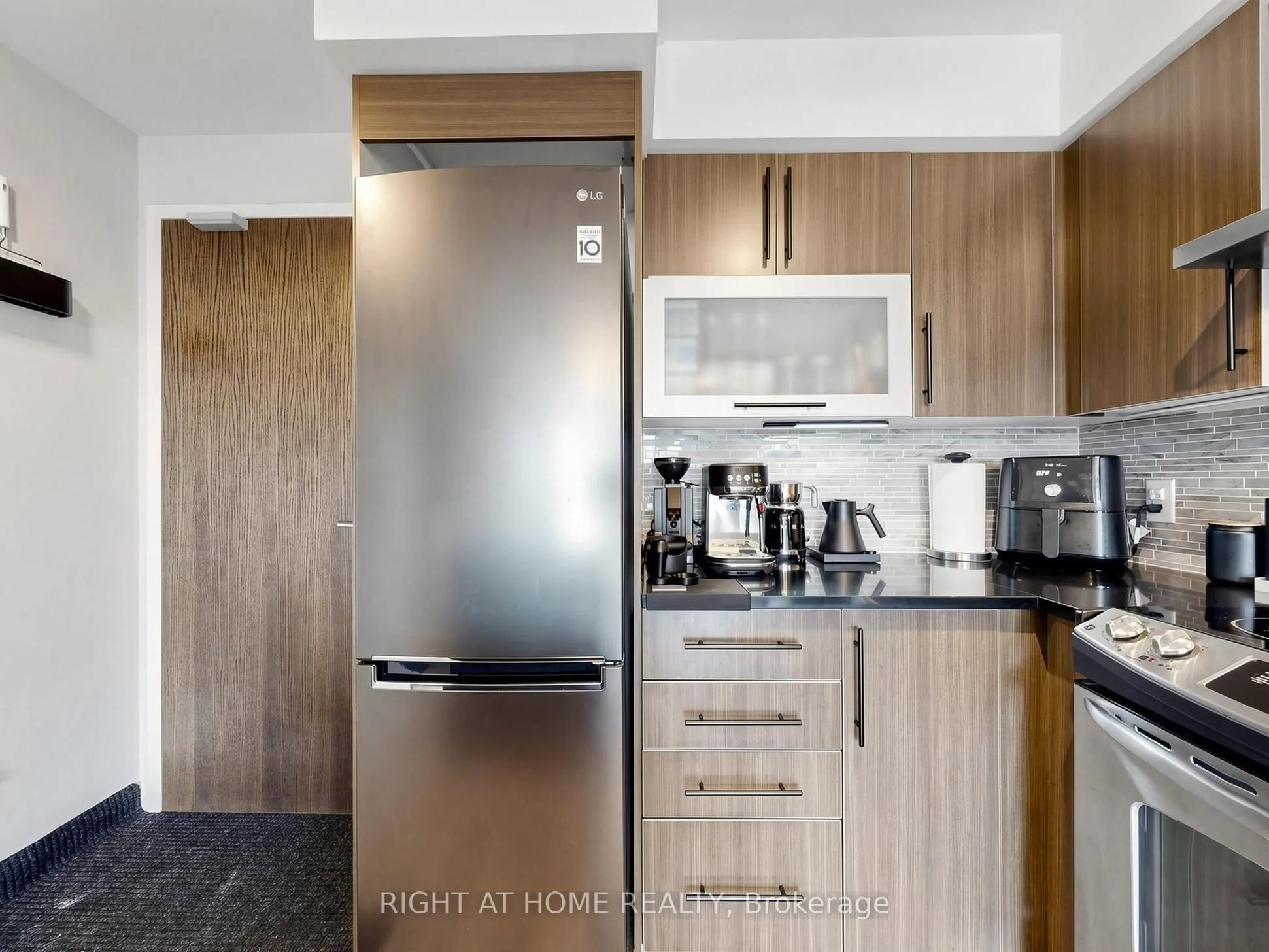 1 Michael Power Place #1609