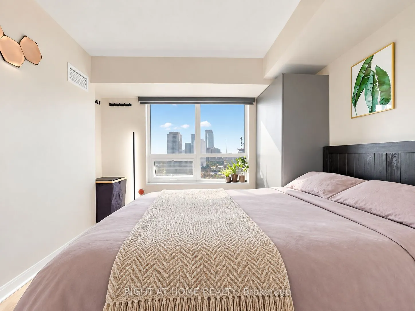1 Michael Power Place #1609