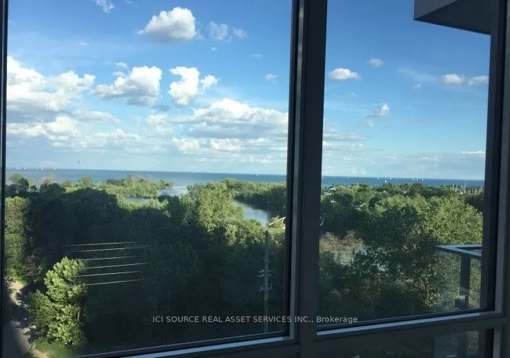 2200 Lakeshore Boulevard W #801
