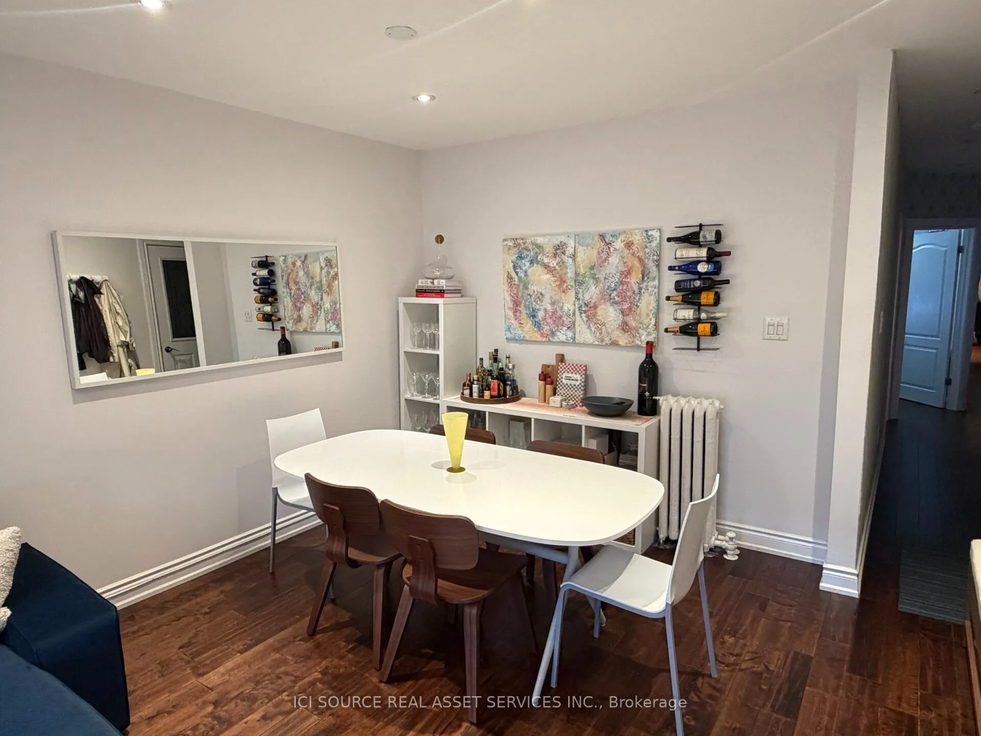 399 Roncesvalles Avenue #1 (2nd Floor)